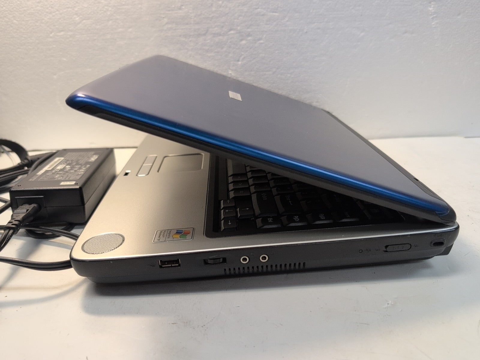 🔥 NICE TOSHIBA SATELLITE A70 15" Laptop Pentium 4 3.06GHz/512MB/40GB HD/winXP -