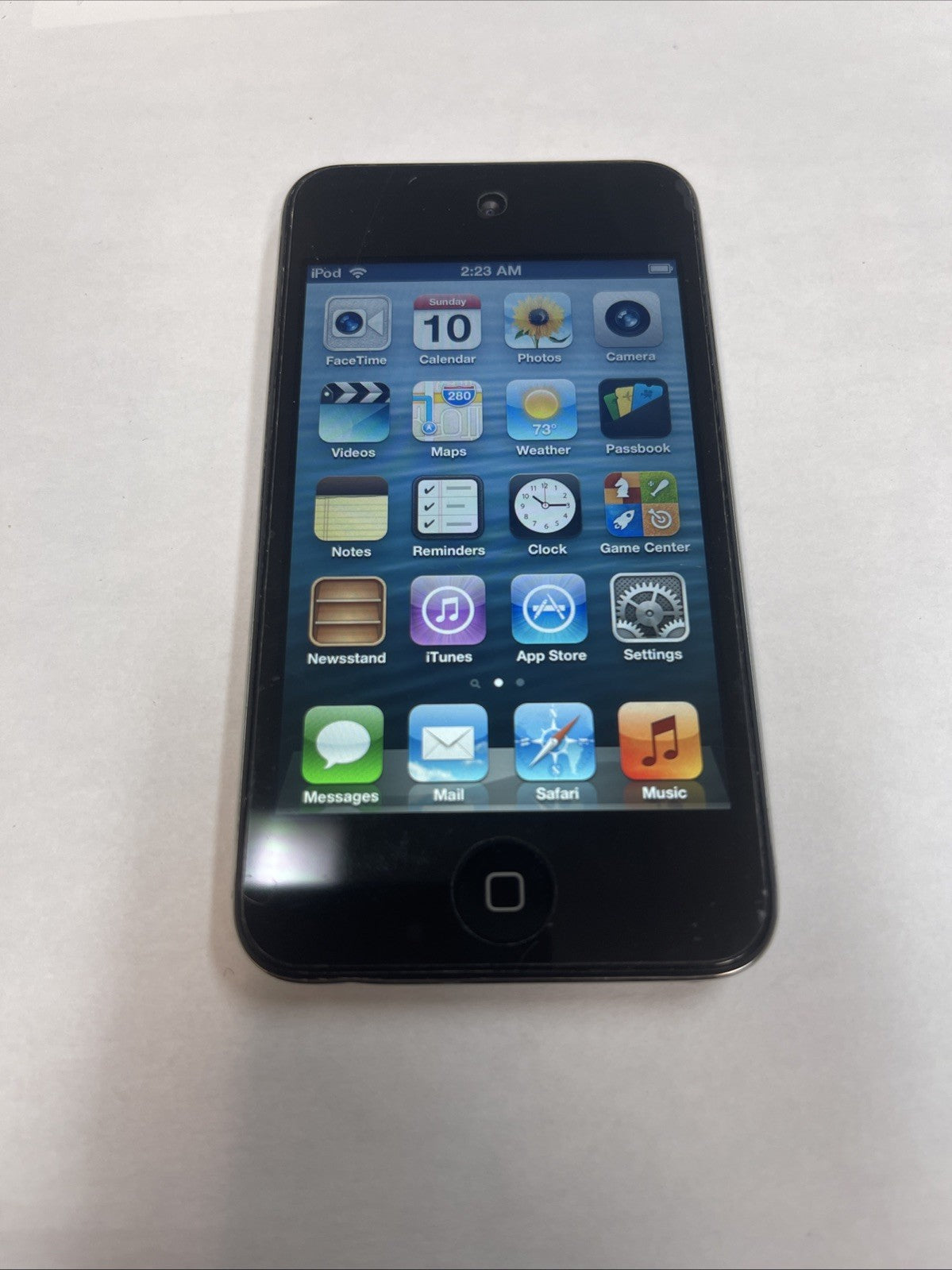 Apple iPod touch 4th Generation Black 32GB A1367