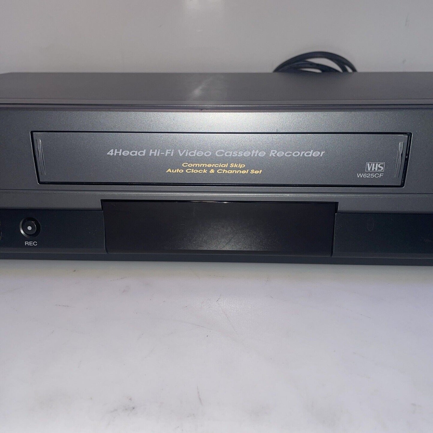 Toshiba W625CF 4 Head VHS VCR Recorder Player (No Remote)