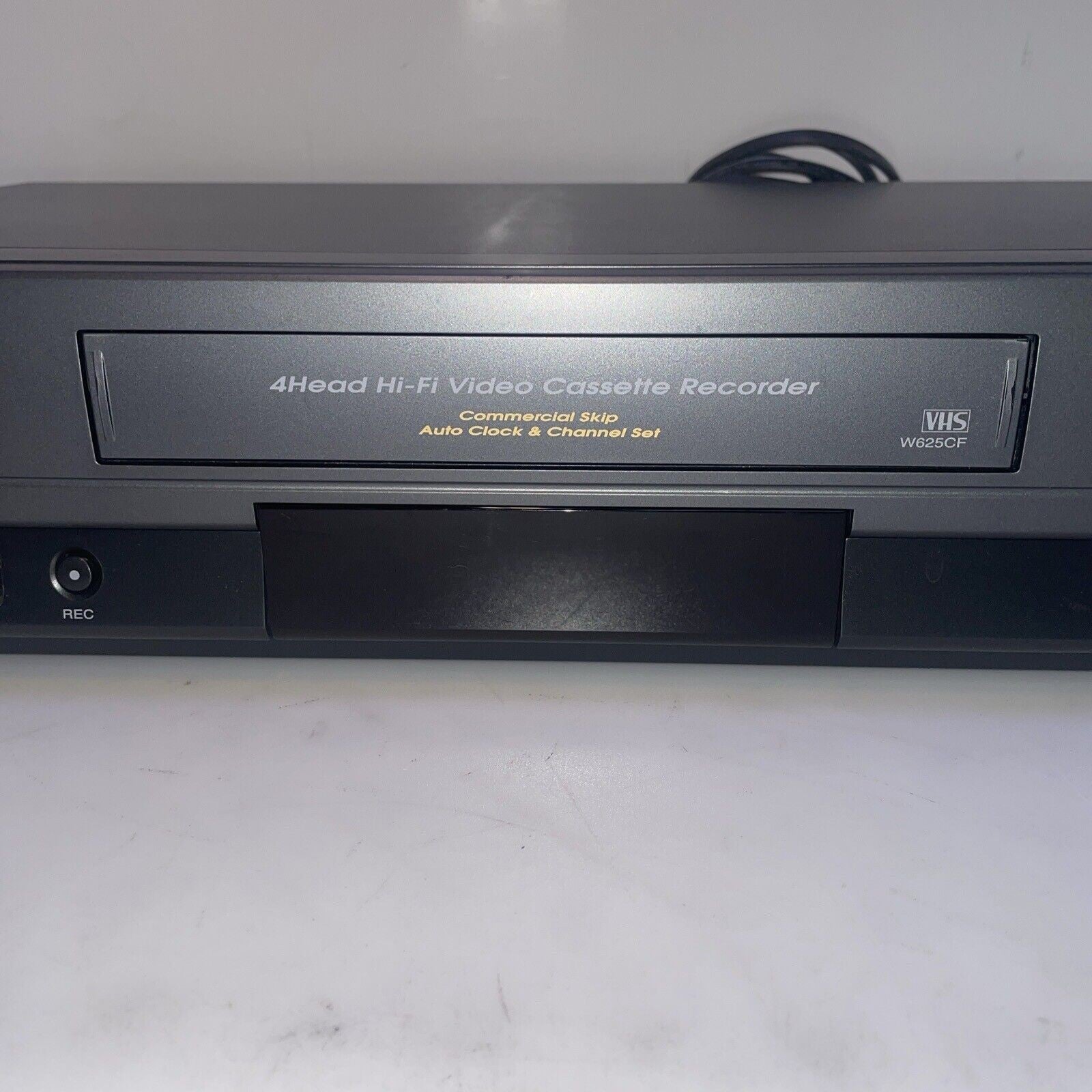 Toshiba W625CF 4 Head VHS VCR Recorder Player (No Remote)