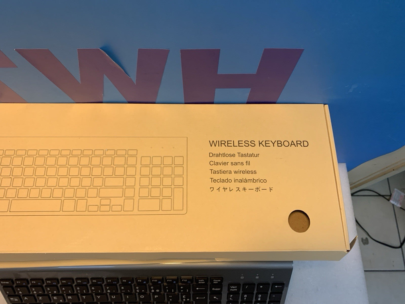 🔥 New~ Slim Wireless Keyboard  Silver + USB Receiver “AZERTY Layout (French)”