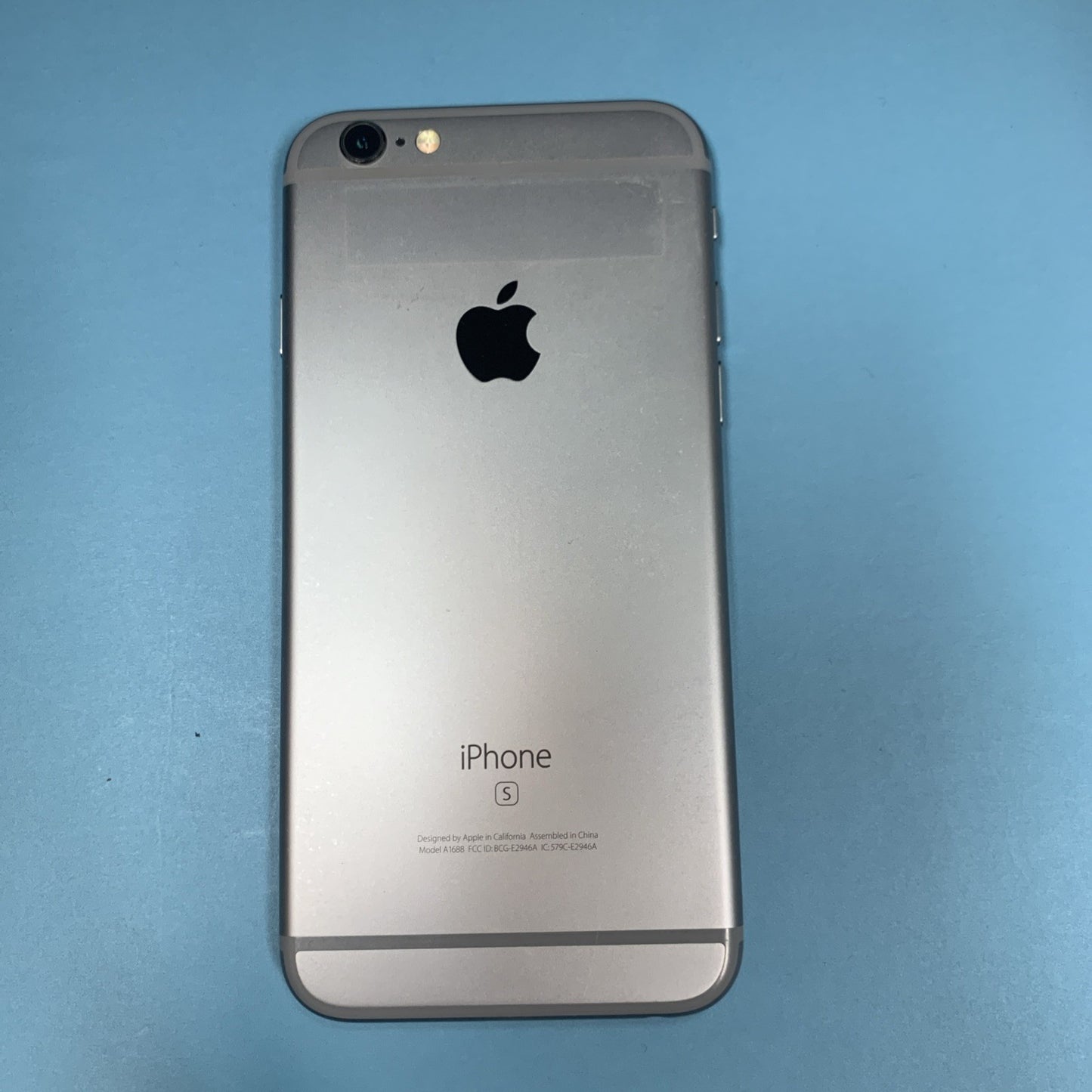 Apple iPhone 6s - 16GB - Space Gray (Unlocked) A1688