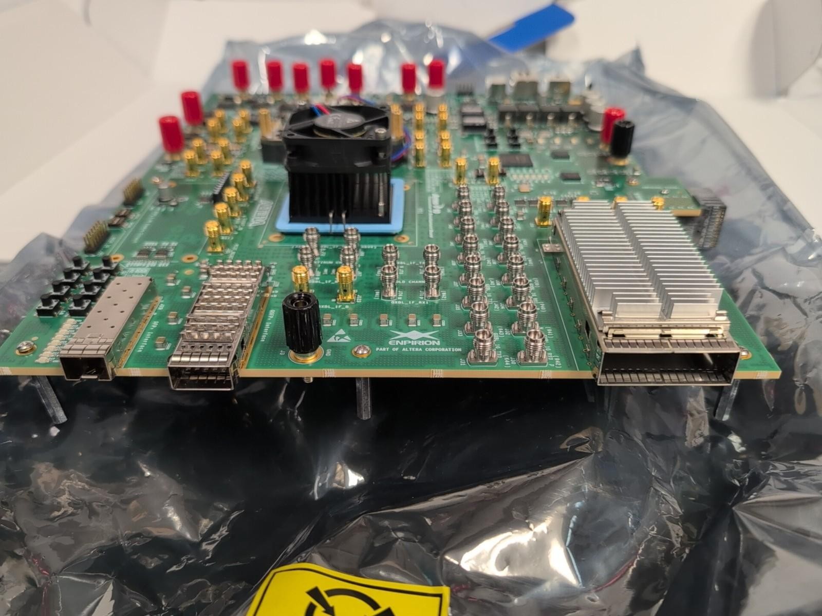 NEW Altera Transceiver Signal Intel Arria® V 10 GX FPGA Development Kit -