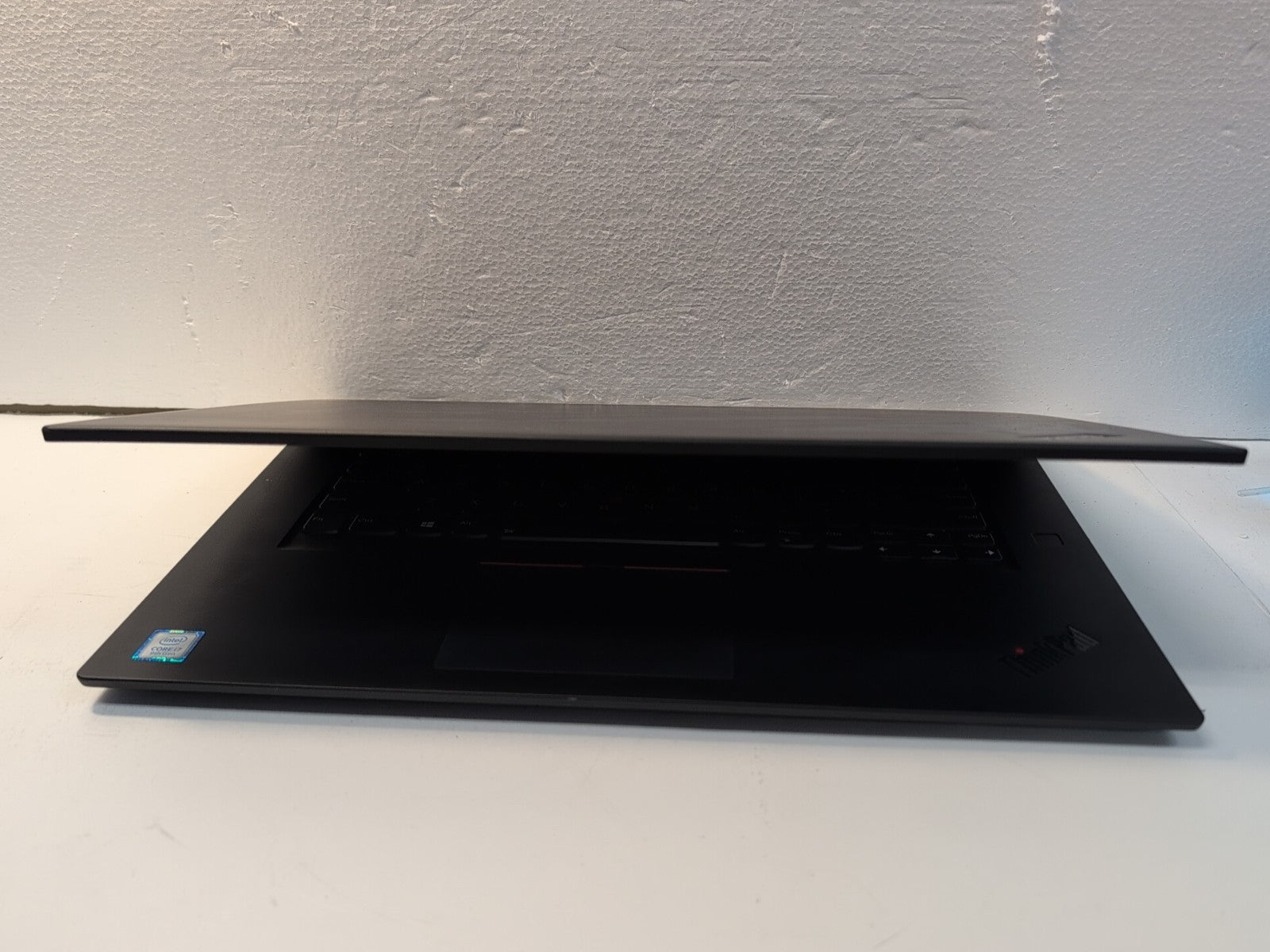 🔥 ThinkPad X1 Extreme 2nd i7-9TH Laptop NO RAM/SSD  (NO BOOT,  PARTS ONLY) -