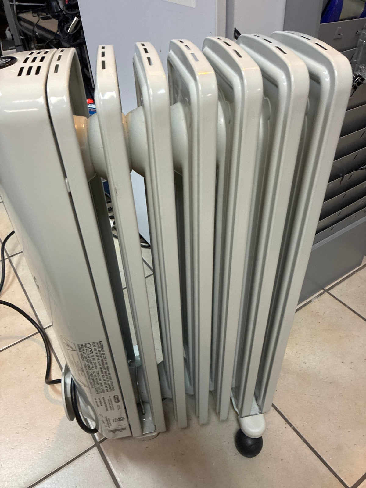 🔥 De'Longhi TRRS0715E Oil-Filled Radiator 7-Fin 1500W Electric Space Heater