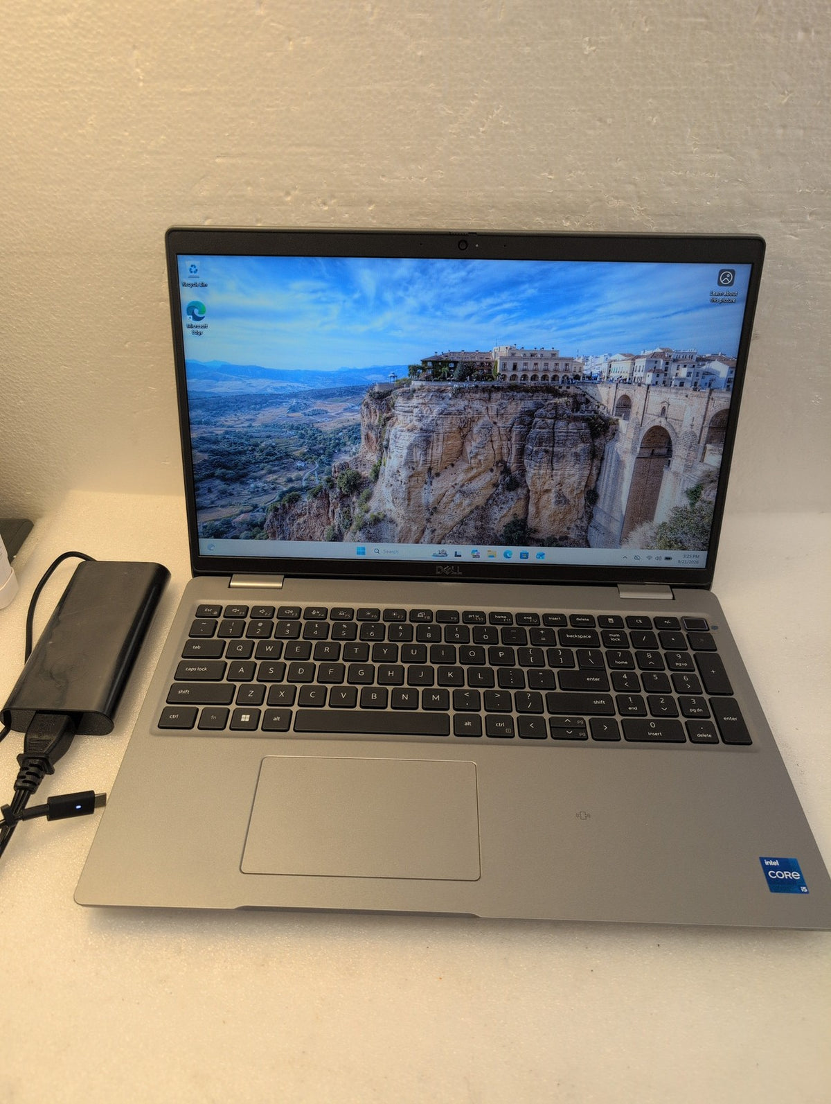 🎸 Dell Latitude 5521 15.6in Laptop i5-11500H 8GB RAM 256GB SSD Win11 Pro