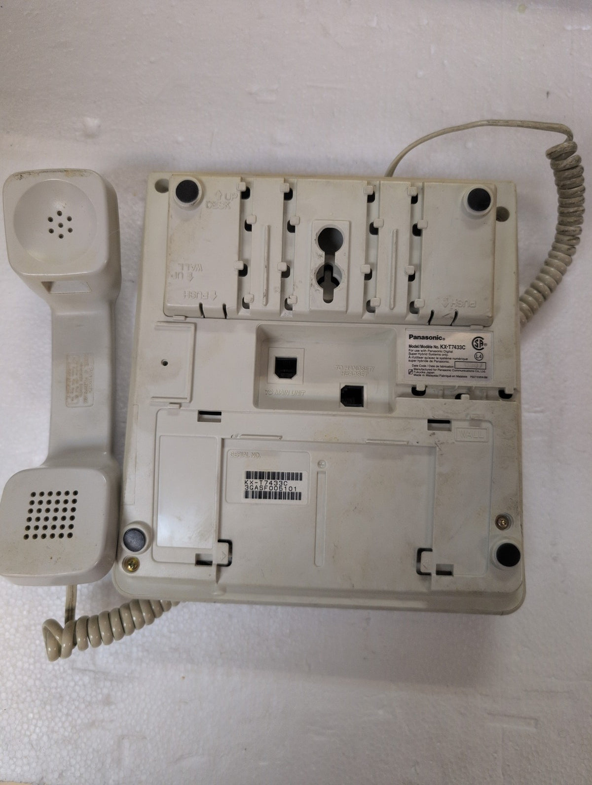 Panasonic KX-T7433C Digital Super Hybrid System Business Phone 24-Line LCD -