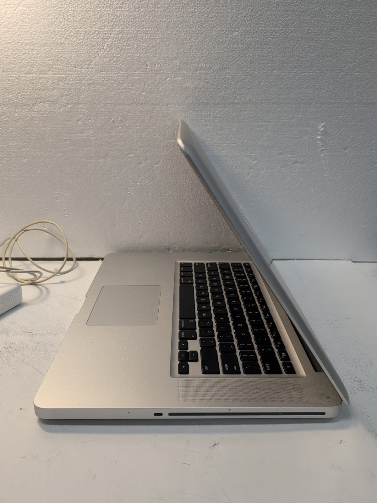 🔥 Apple MacBook Pro 15" A1286 2012/i7-2.3GHz /4GB RAM/500GB HDD/10. 13 (READ) -