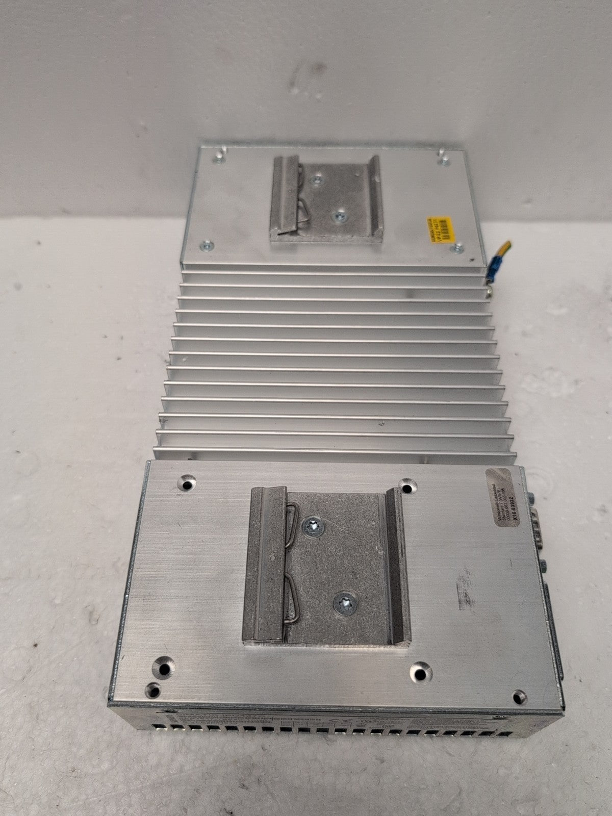 2x SIEMENS SIMATIC MICROBOX PC IPC427C 6ES7647-7BE40 C2D CPU/4GB (NO CF CARD) -