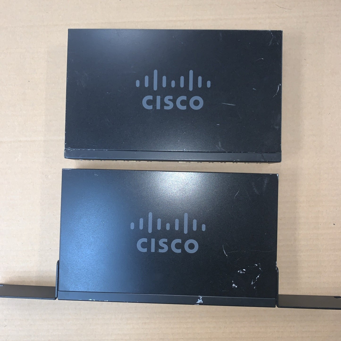 Lot of 2 Cisco SG110-16 16 Gigabit Ethernet GbE Ports network Switch