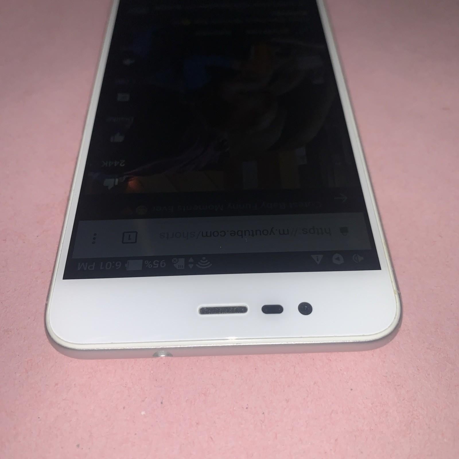 Nice ~ Asus Zenfone 3 Max (X008DC) 16GB - White- Dual Sim GSM Unlocked