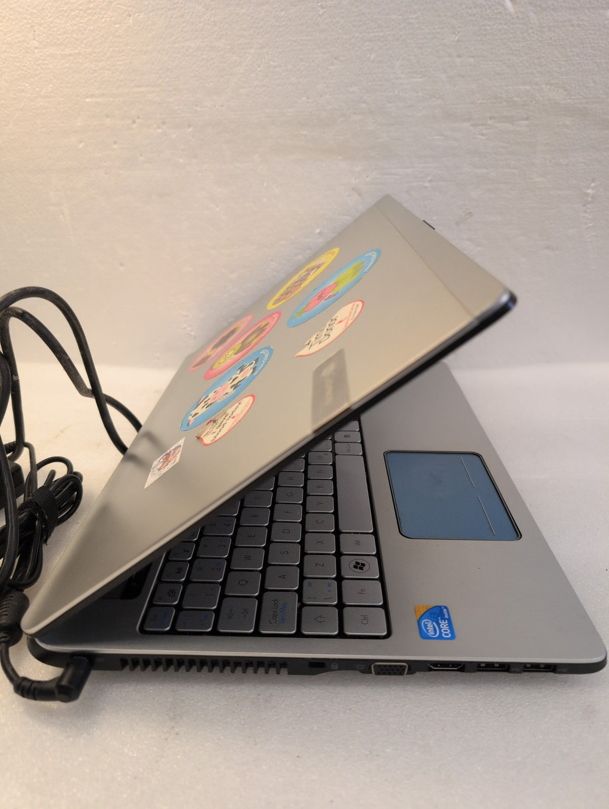 🎸 Gateway ID59C03h MS2300 15.6" Core i3 M370 2.4GHz Laptop 4GB 640GB HDD Win7
