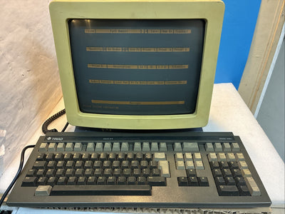 🔥 Vintage TRIAD Model 210 CRT Serial Terminal RS232 Screen Computer + Keyboard