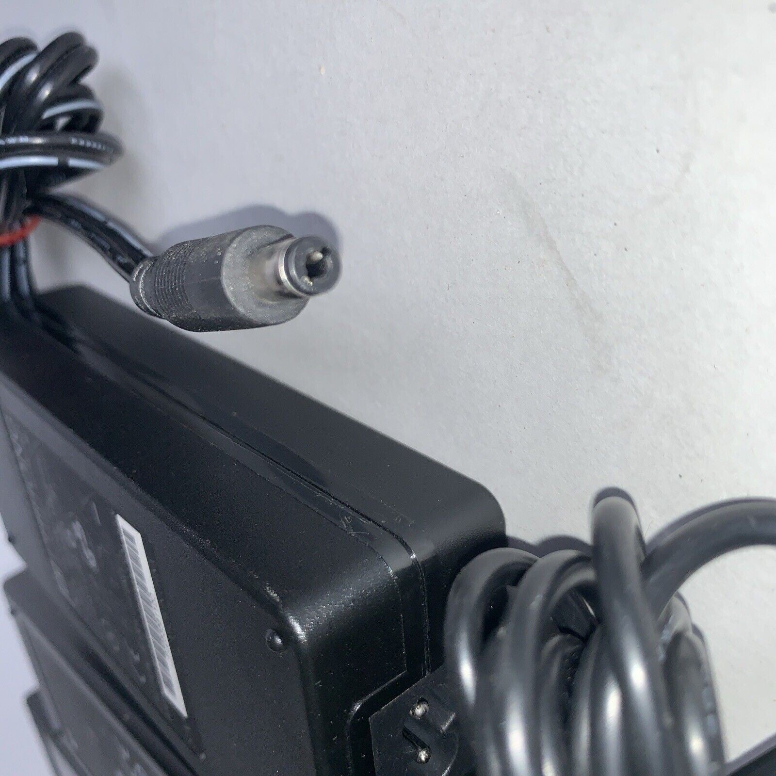 GlobTek/PHIHONG Power Supply 100-240V 1.5A 50/60Hz 12V 5.0A 60W GT-81081-6012