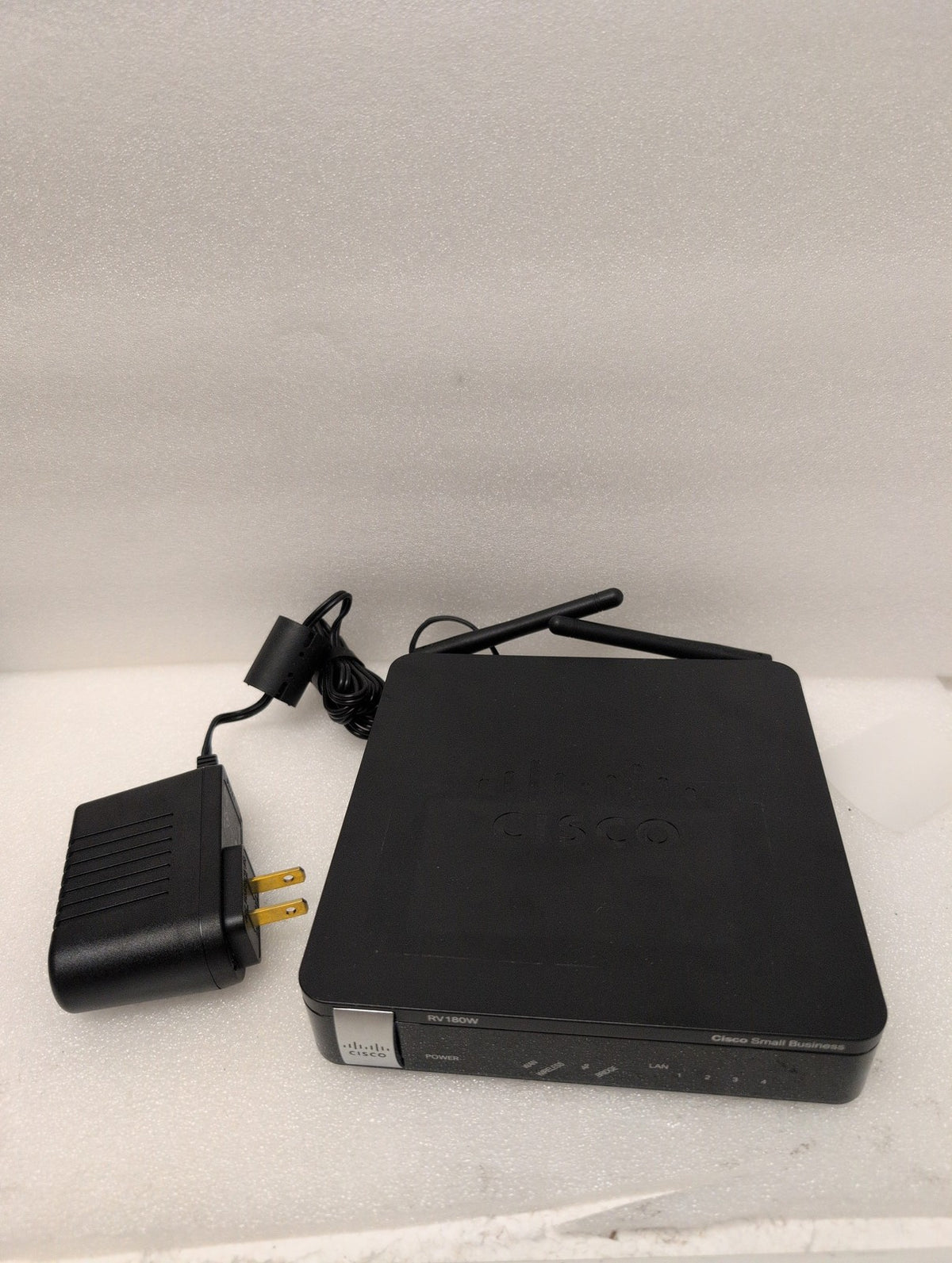🎸 Cisco RV180W Wireless-N Multifunction VPN Router Firewall 4-Port Black