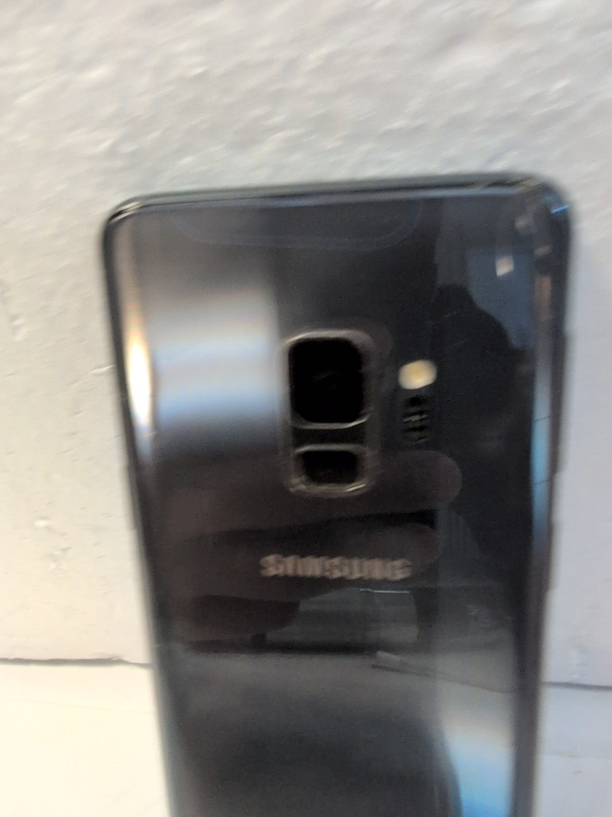 🔥 Samsung Galaxy S9 Android 5.8"  Black  4GB+64GB (Back Cracked) -