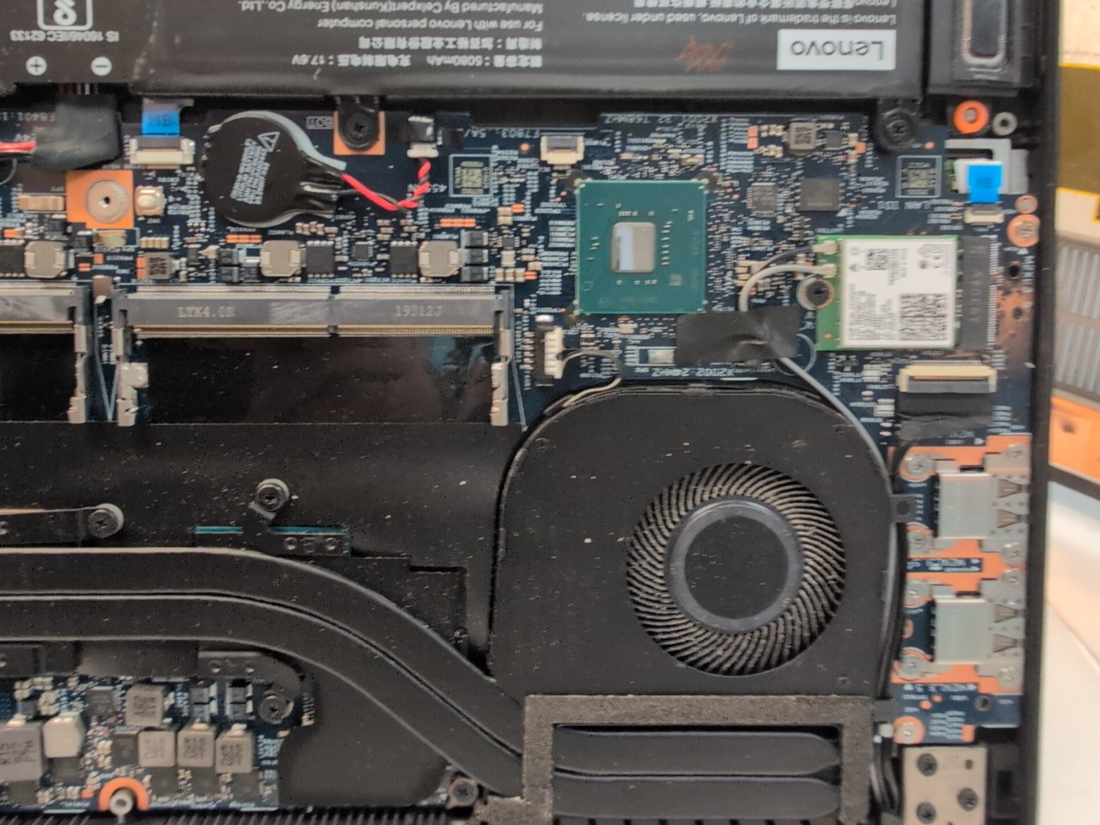 🔥 ThinkPad X1 Extreme 2nd i7-9TH Laptop NO RAM/SSD  (NO BOOT,  PARTS ONLY) -