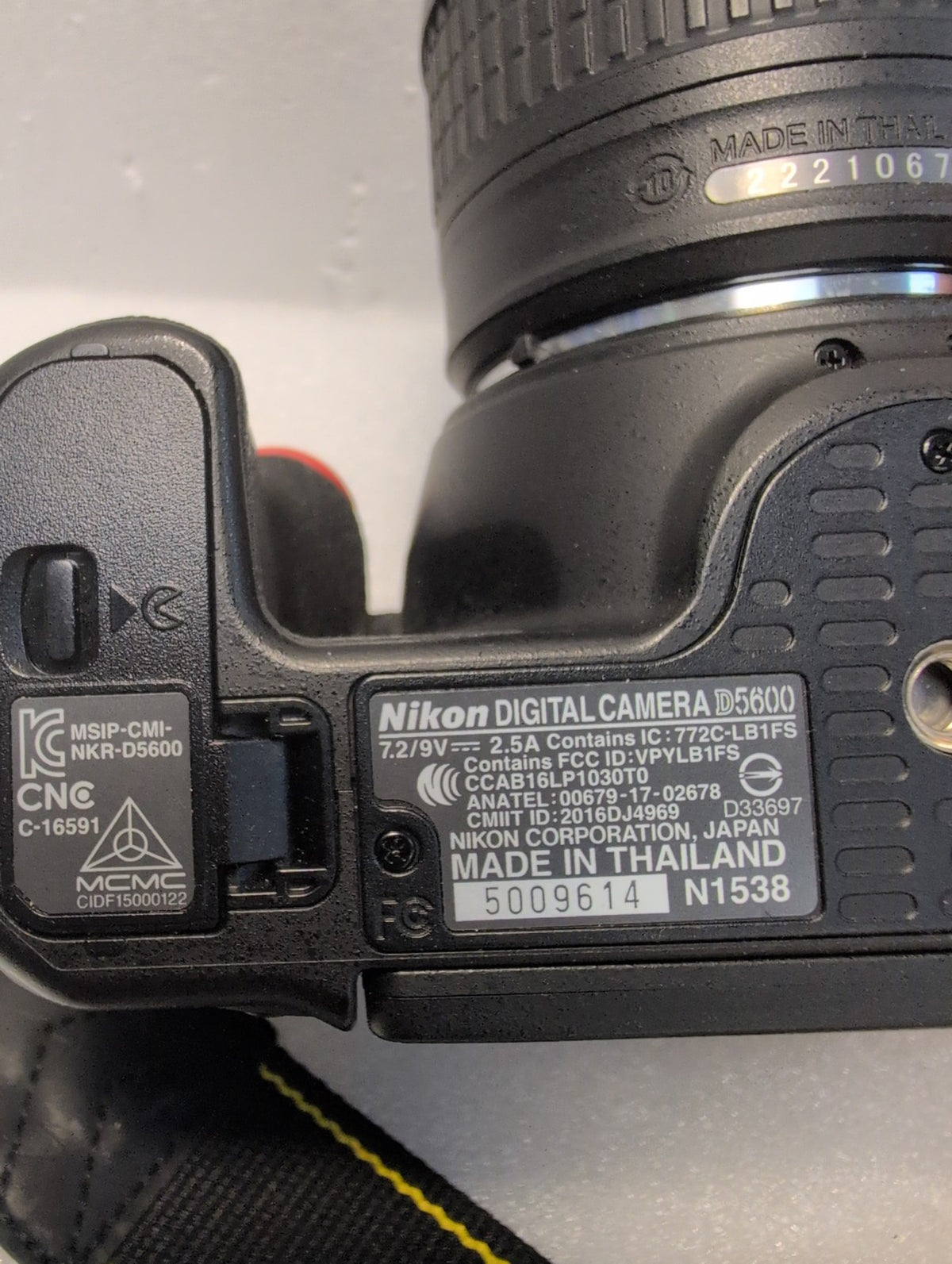 🎸 Nikon D5600 24.2MP DSLR Camera with AF-P 18-55mm f/3.5-5.6G VR Lens 64GB Card