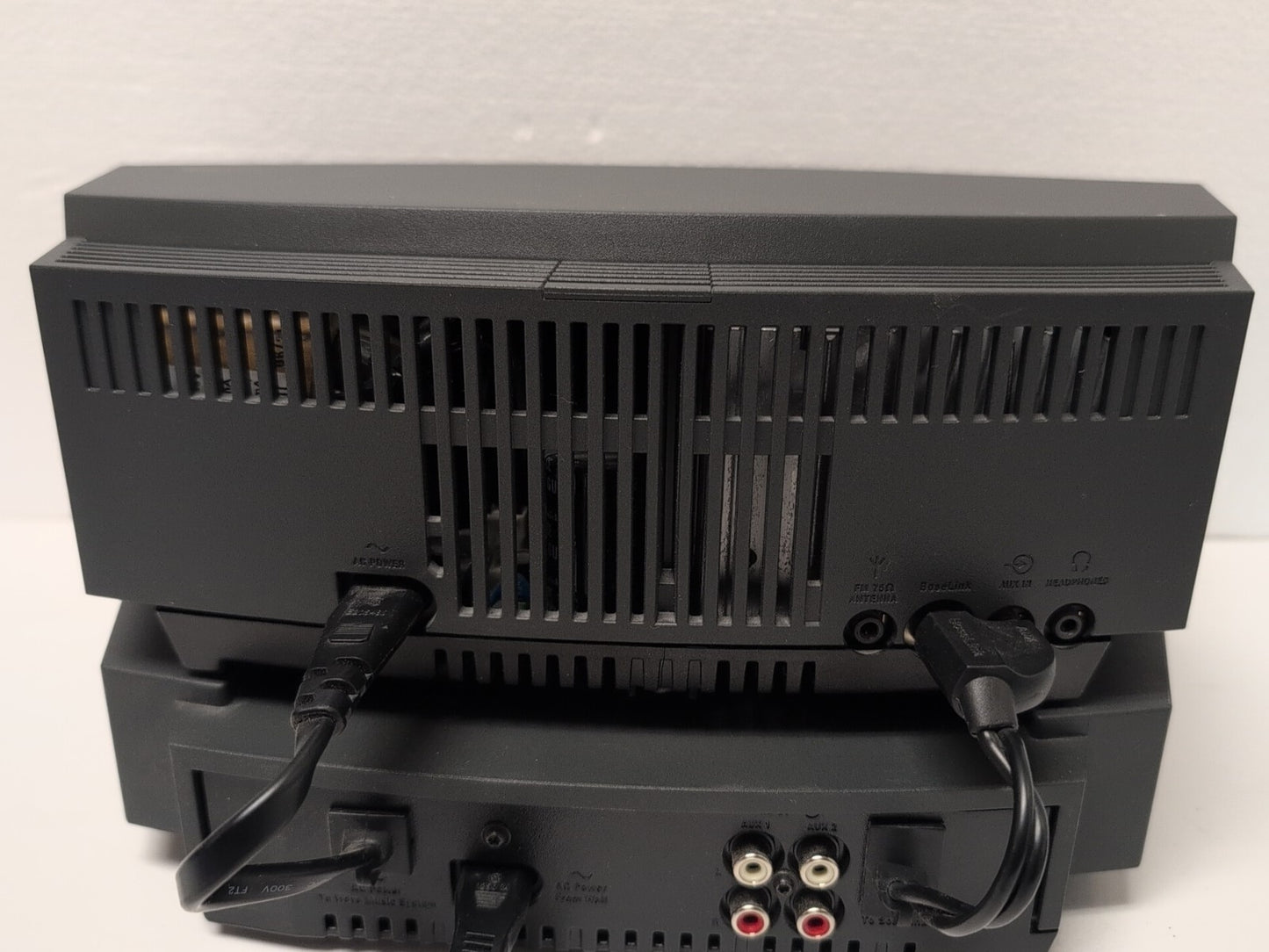 BOSE Wave Music System Set (AWRCCH + Milti-CD Changer Accessory) - repair use