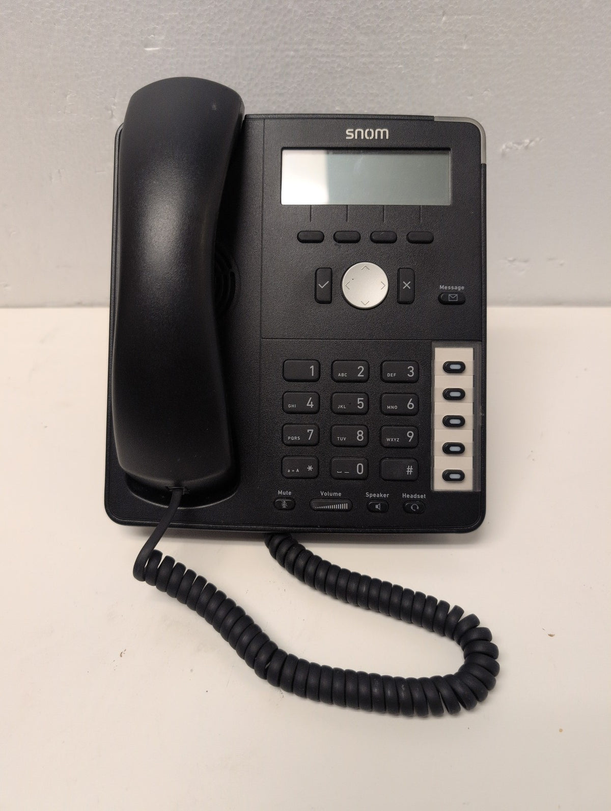 Snom D715 VoIP SIP Desk Phone Black PoE Grayscale LCD Business IP Phone -