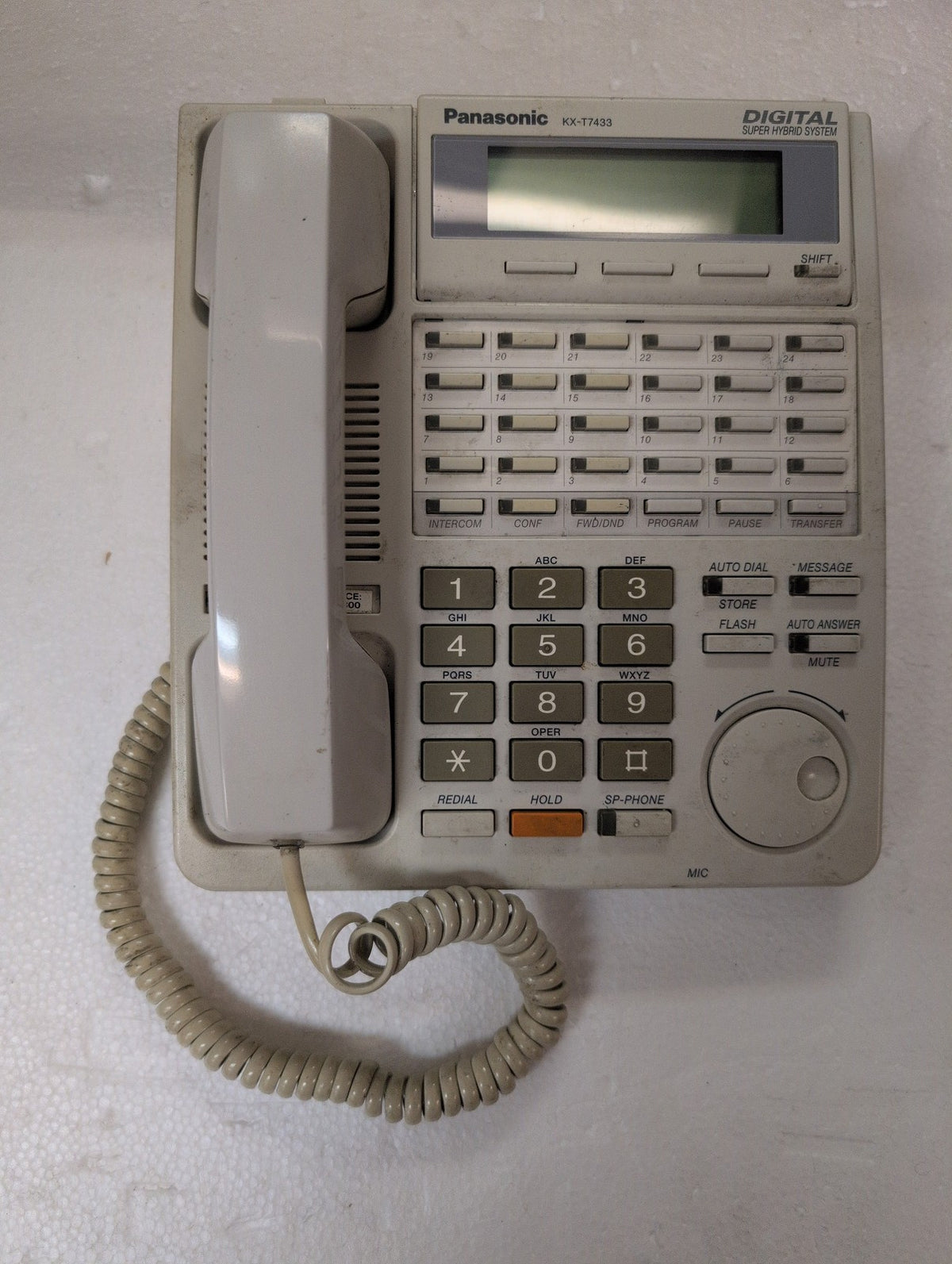 Panasonic KX-T7433C Digital Super Hybrid System Business Phone 24-Line LCD -
