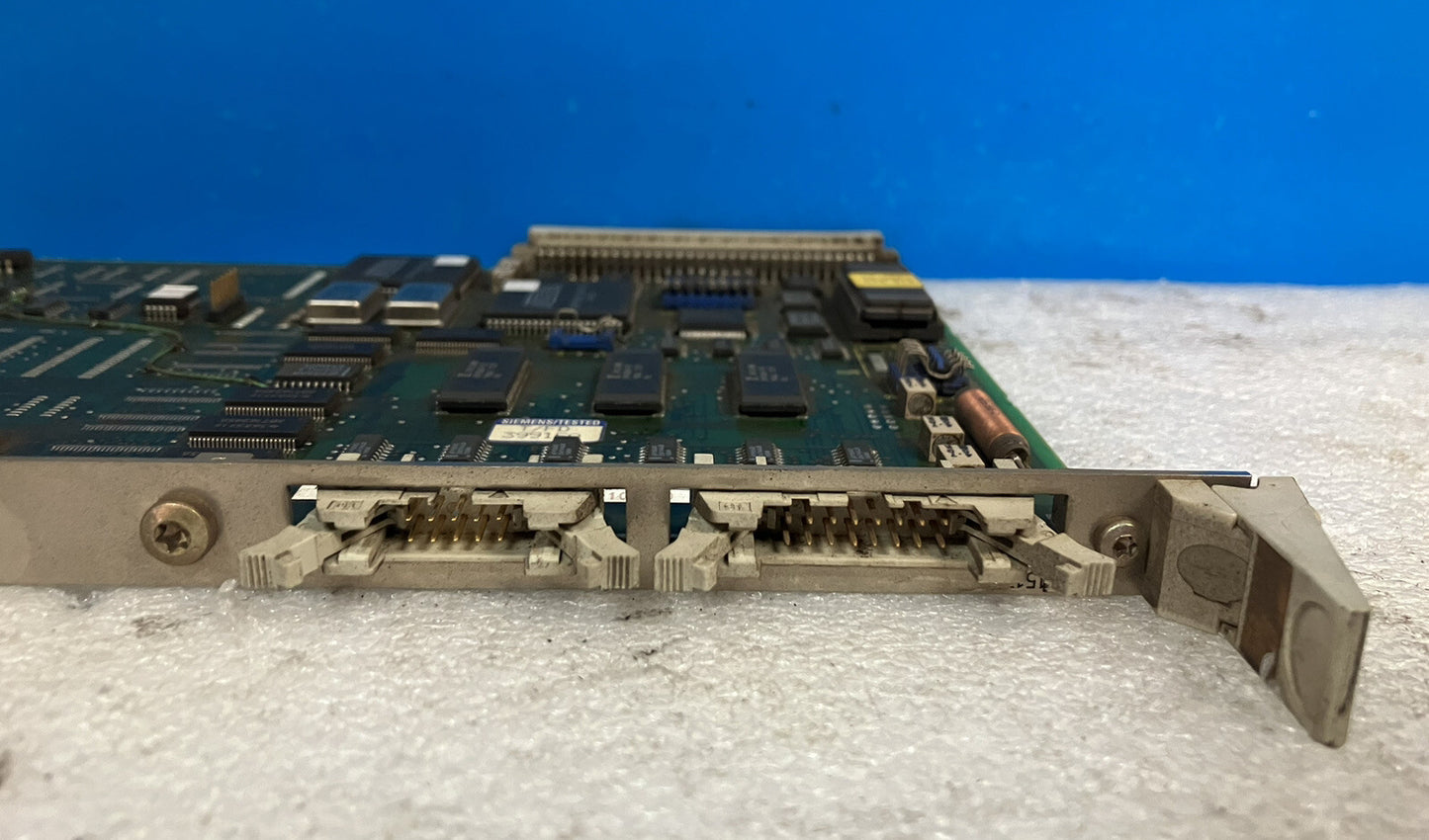~ SIEMENS Erzeugnisstand 570 548 9102.00 Circuit Board w/ Altera EPM7096LC84 -15
