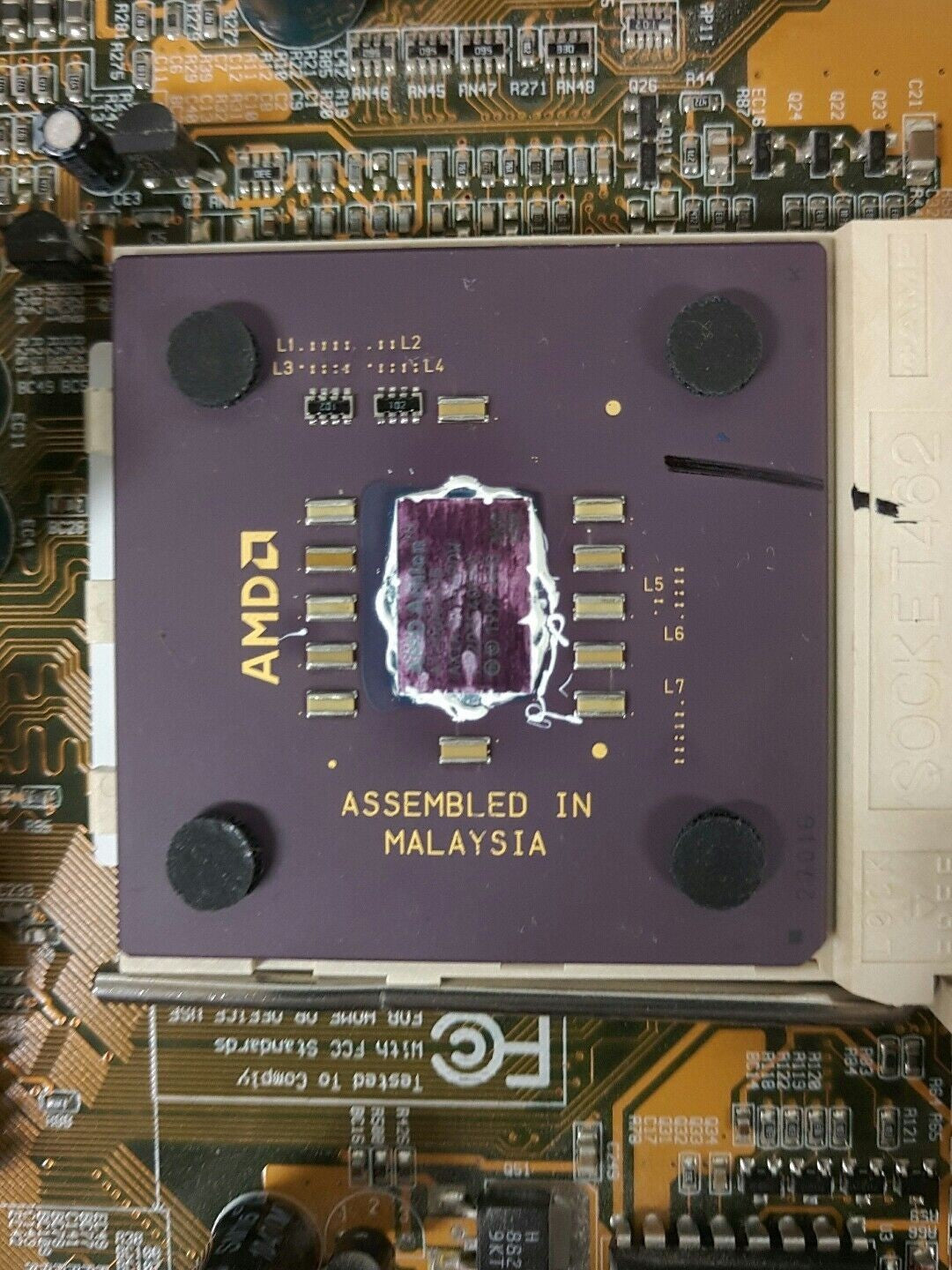 - VINTAGE AMPTRON MOTHERBOARD PSN 26551 ALI M1535D+ WITH AMD CPU