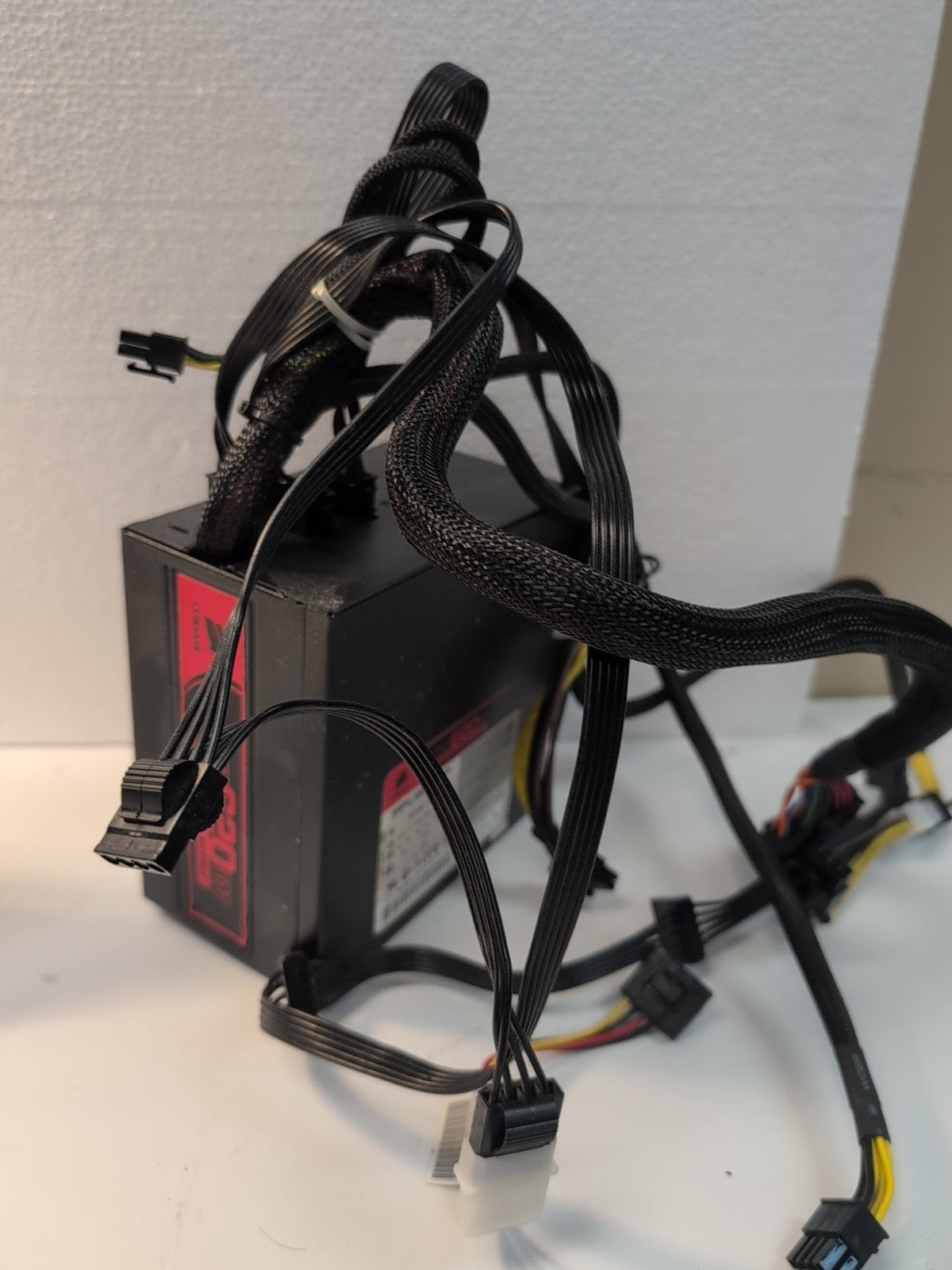 Corsair HX 620W ATX Power Supply CMPSU-620HX W/ Cables (2x 6+2pin PCI-E ) -