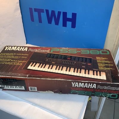 Yamaha Portasound PSS-380 Keyboard with box