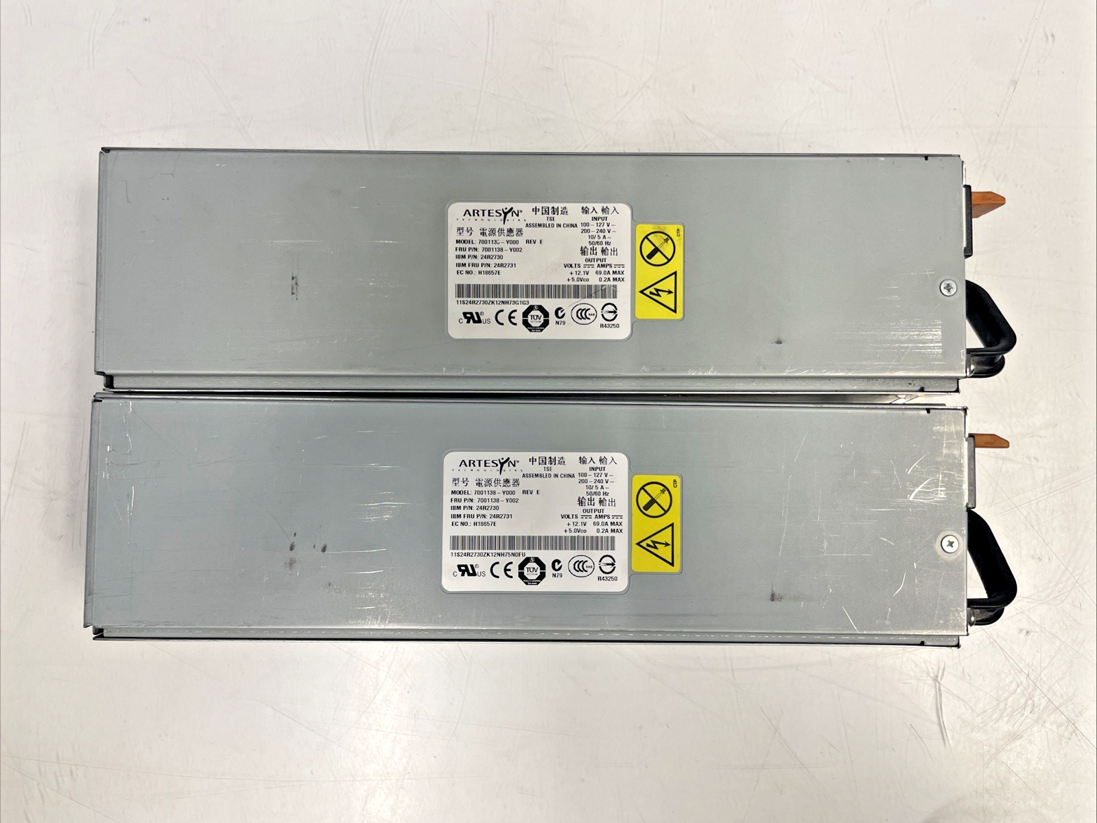 Lot of 2  835W Artesyn 7001138-Y000 Power Supplies Unit  +