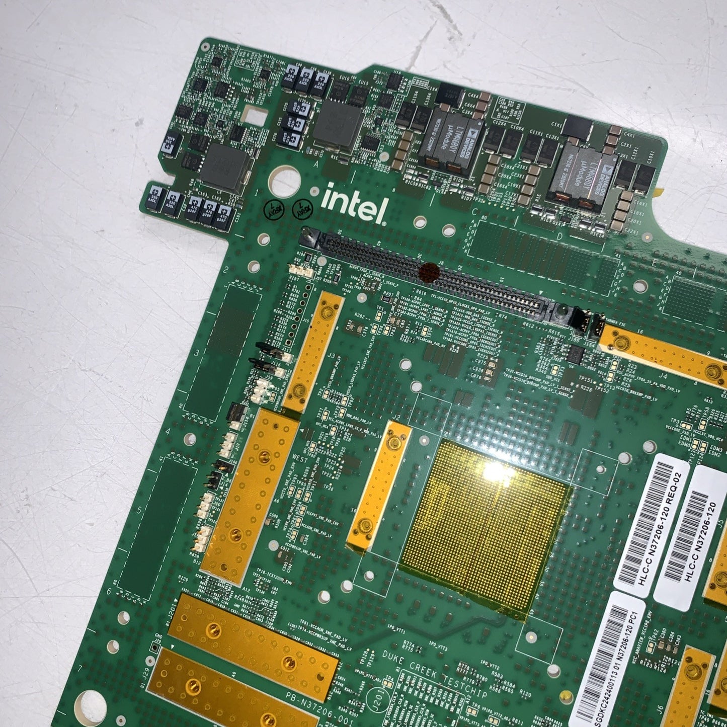 Intel    HLO-CN37204-120 / DKC / HLC REPLTCA BOARD （unused）