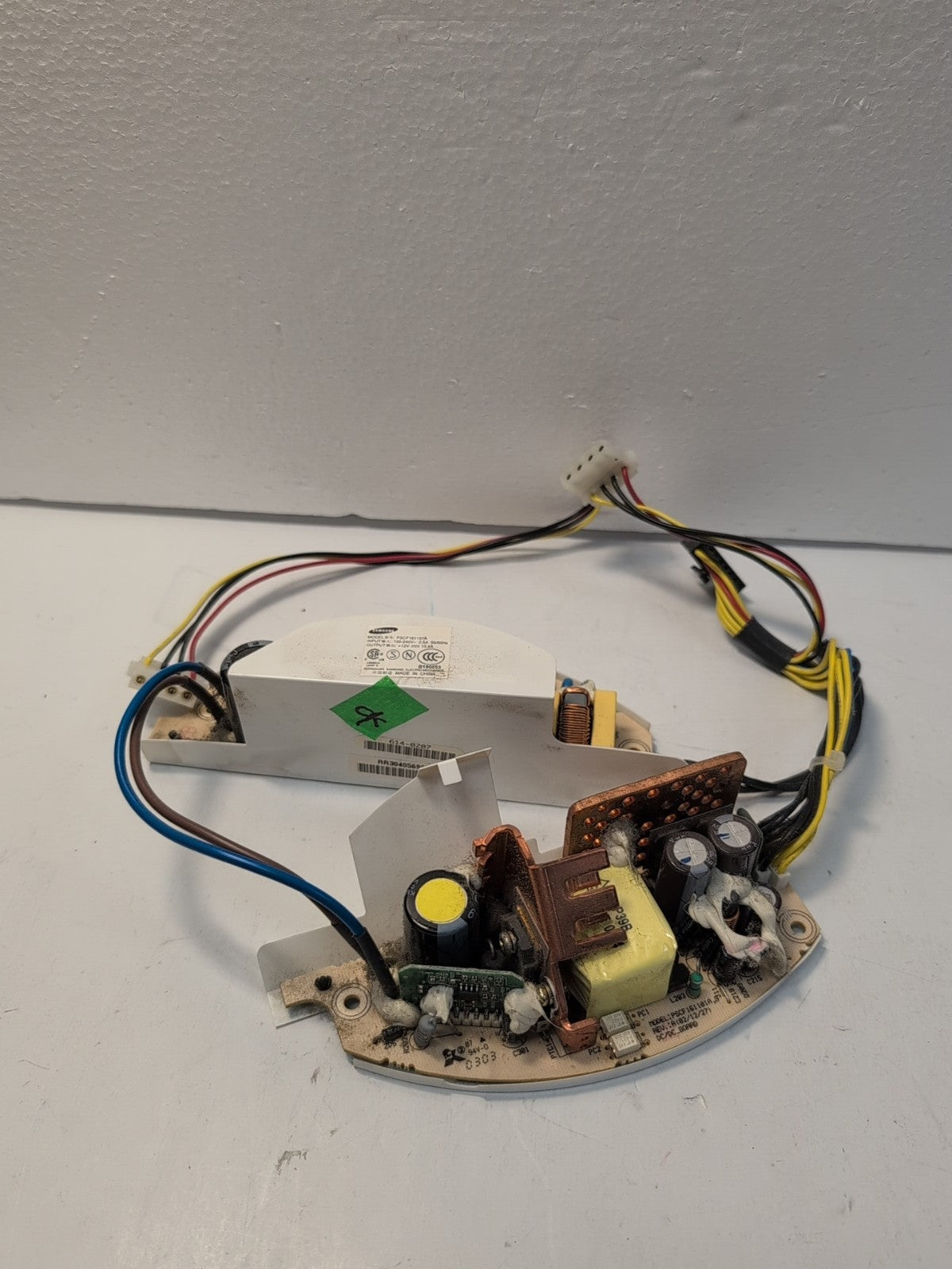 🔥 Apple PowerPC G4 15" Desktop  M6498 Power Supply 614-0207 PSCF161101A Good -
