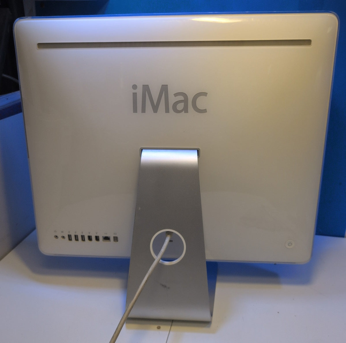🎸 Apple iMac 20-inch A1207 Core 2 Duo 2.16GHz 2GB RAM 250GB HDD Mac OS X