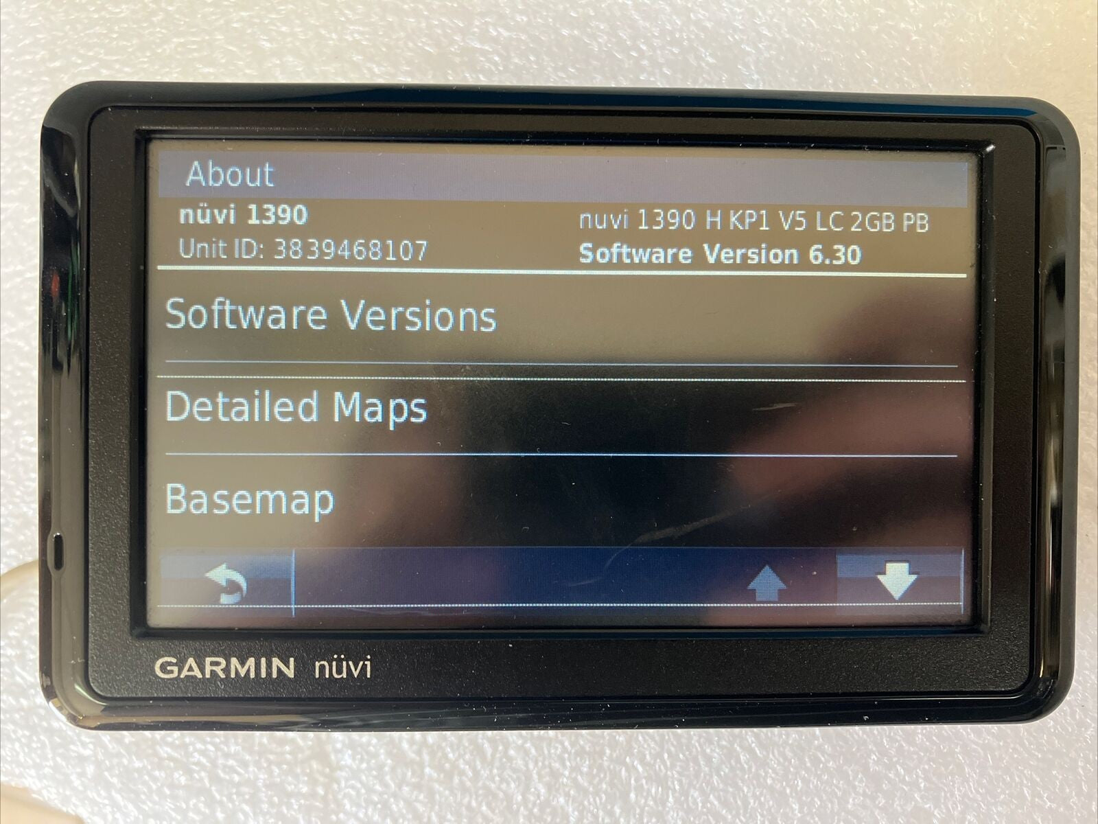 Garmin Nuvi 1390 5" Display GPS Navigation System Maps (Bad screen) ~