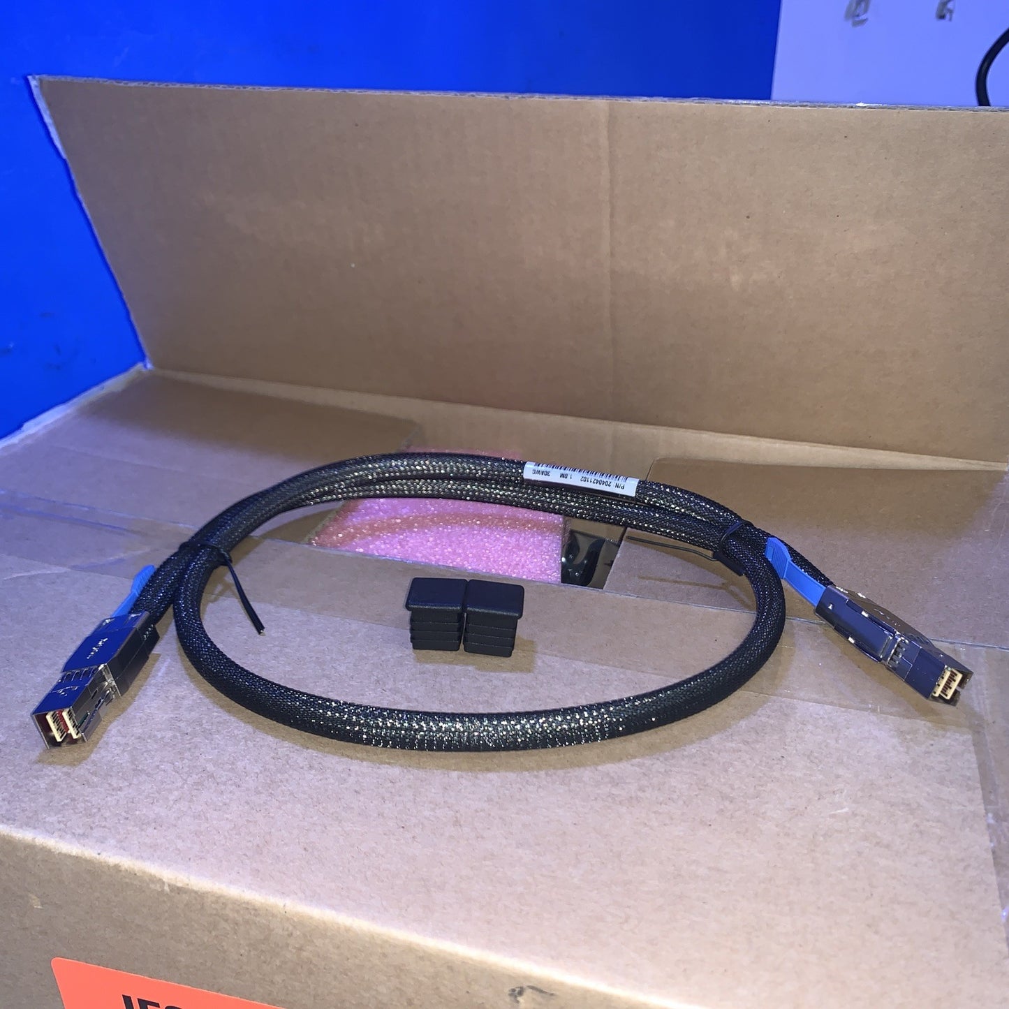 Lot of 12 Molex 2040421102 Mini-SAS 1M Cable SFF-8643 to SFF-8643 30AWG cable