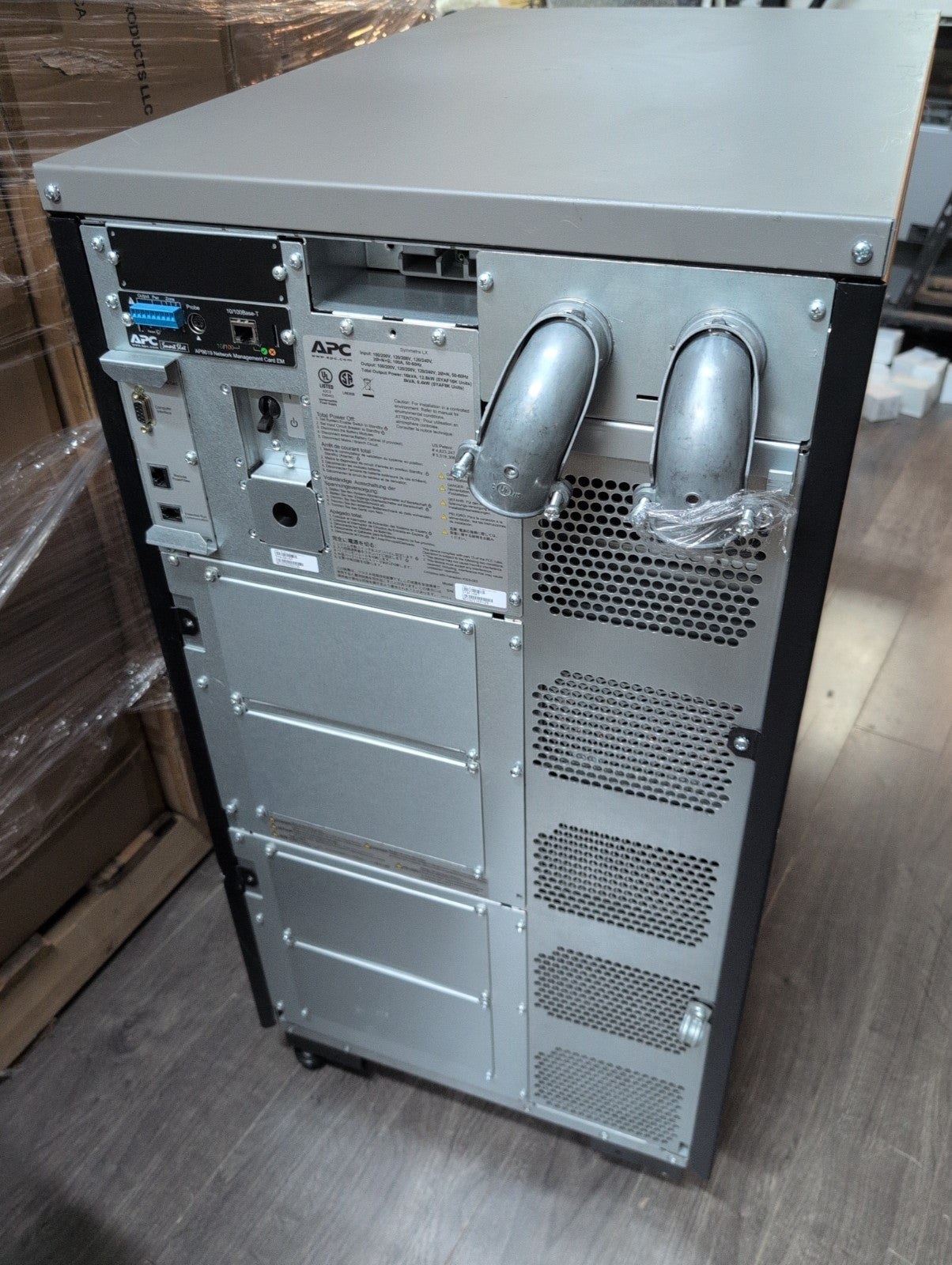 🔥   APC Symmetra LX SYAF16KT UPS SYSTEM (NO Battery Modules Inside) -