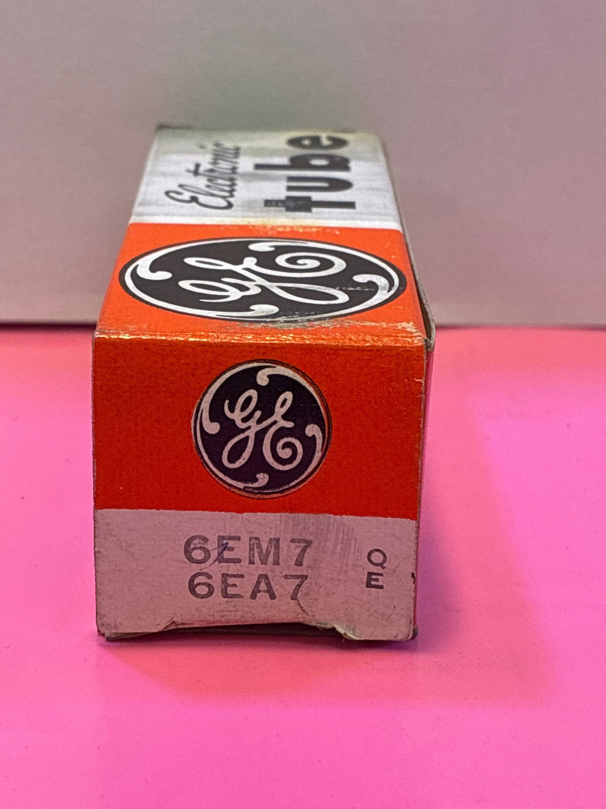 🔥 General Electric GE 6EM7 / 6EA7 Vintage Vacuum Tube in Original Box
