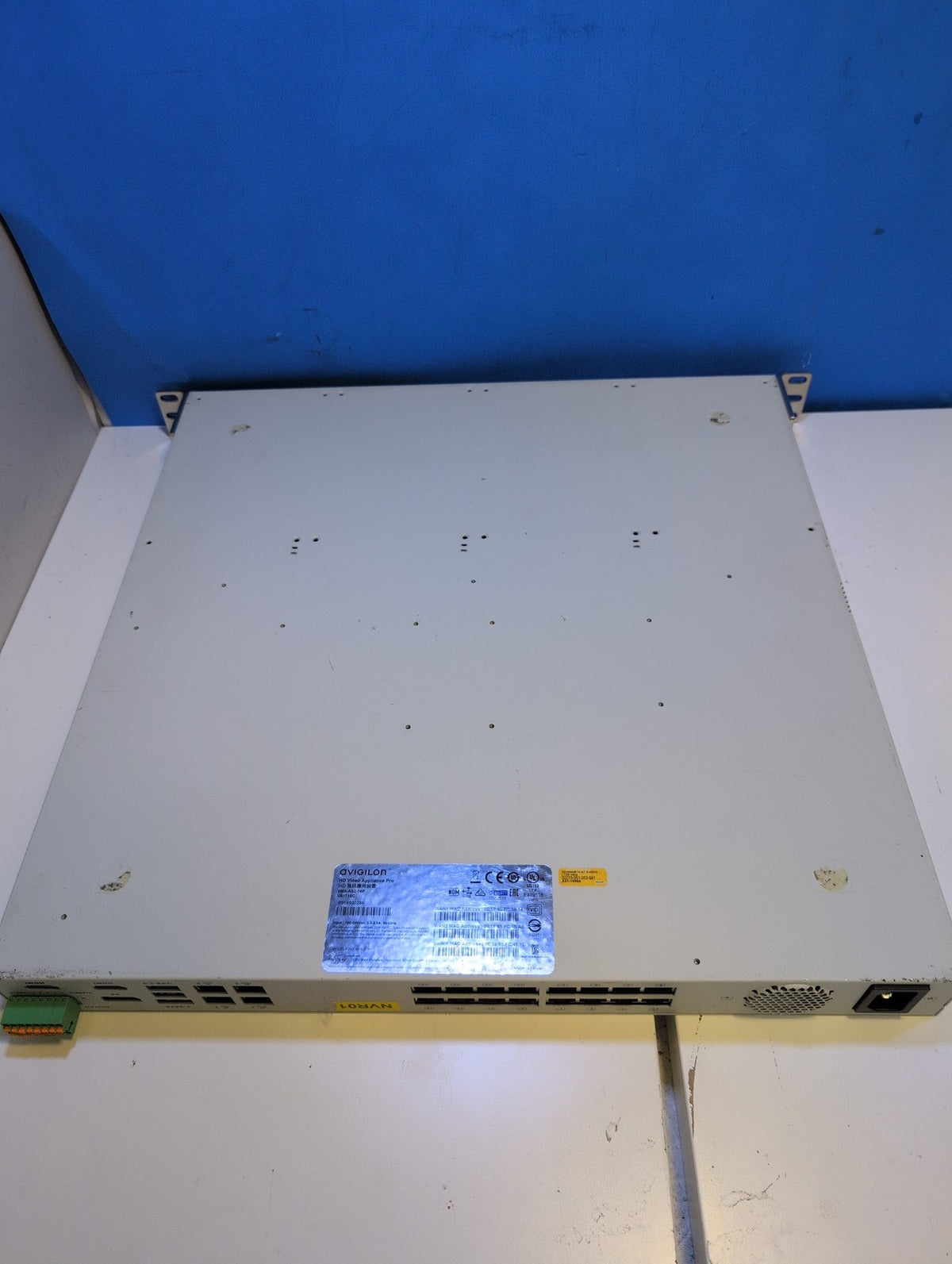 🎸 Avigilon VMA-AS2-16P Video Appliance Pro NVR 16-Port PoE i5-6500 8GB 250G SSD