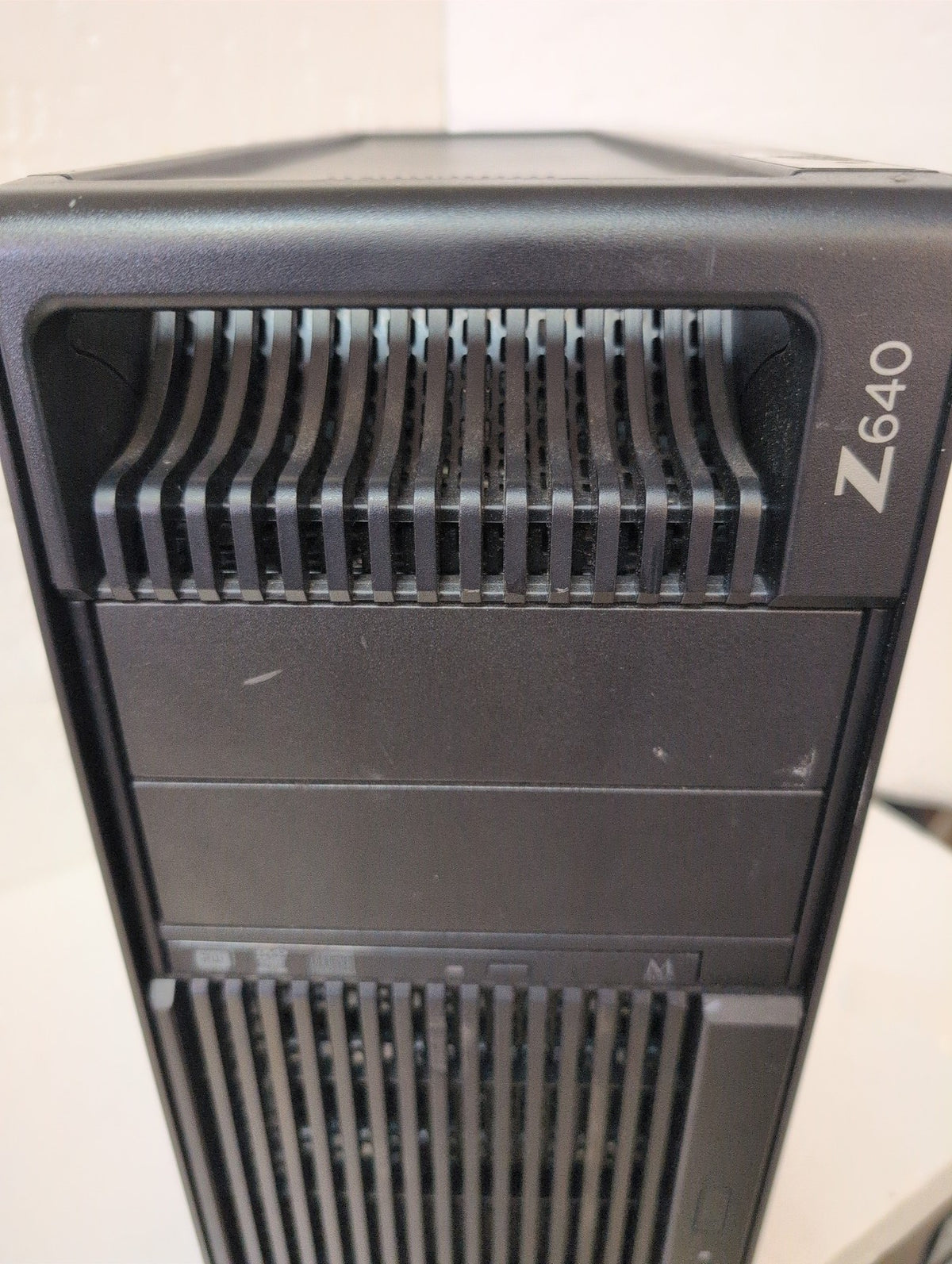 HP Z640 Workstation DESKTOP  Xeon E5-2630 V3 2.4GHz /16GB ECC RAM/ No HDD -
