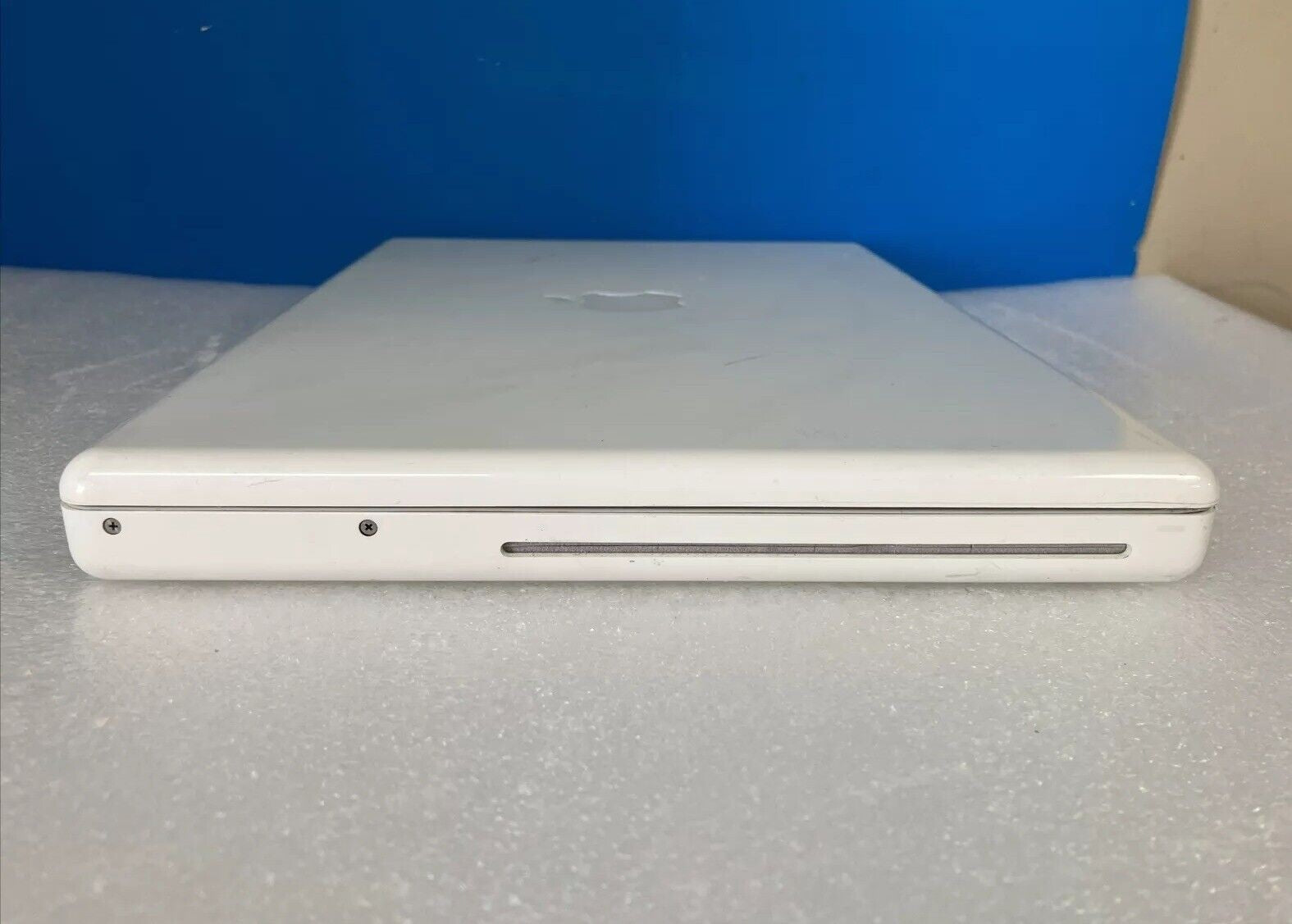 ~ Apple MacBook 13" Laptop 2008 A1181 Intel C2D CPU / 2GB / 160GB HDD (Read) ~