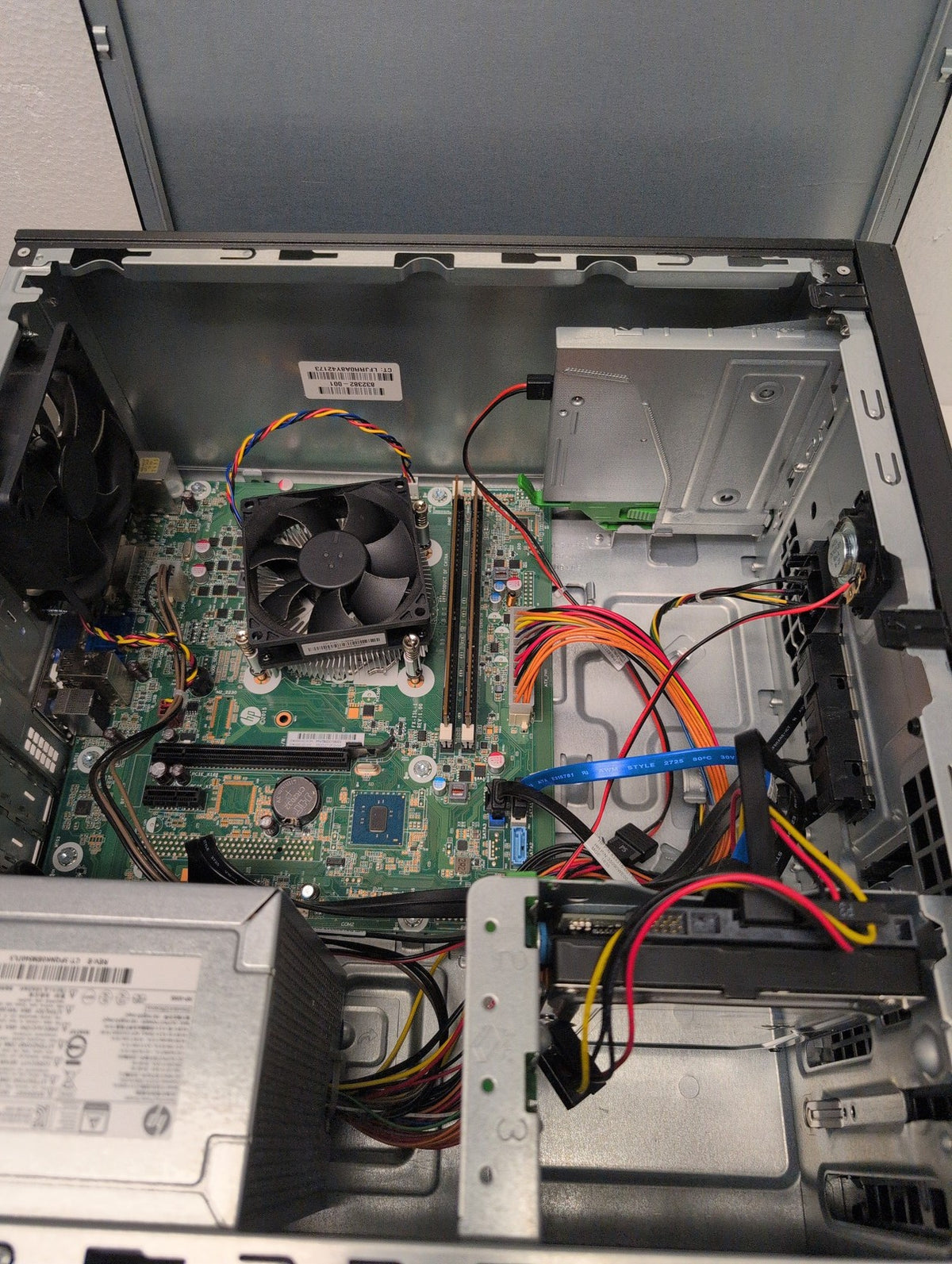 🎸 HP 280 G2 MT Desktop PC Pentium G4400 3.30GHz, 8GB DDR4 RAM, 500GB HDD, NO OS