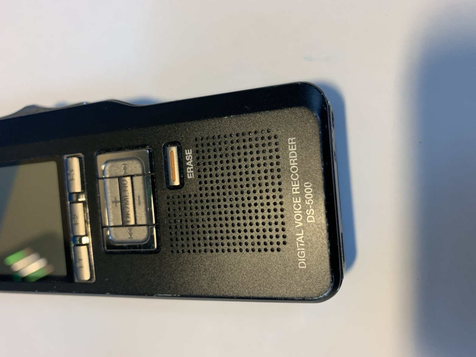 Olympus DS-5000 Digital Voice Recorder Handheld Color Black