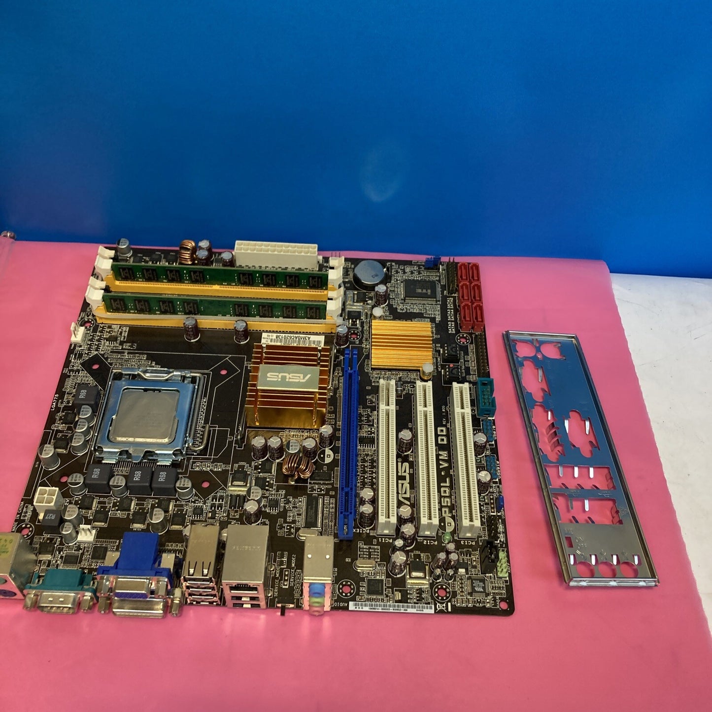 ASUS MOTHERBOARD P5QL-VM DO motherboard W/ Intel E7500 /2x2GB Ram/ IO Plate