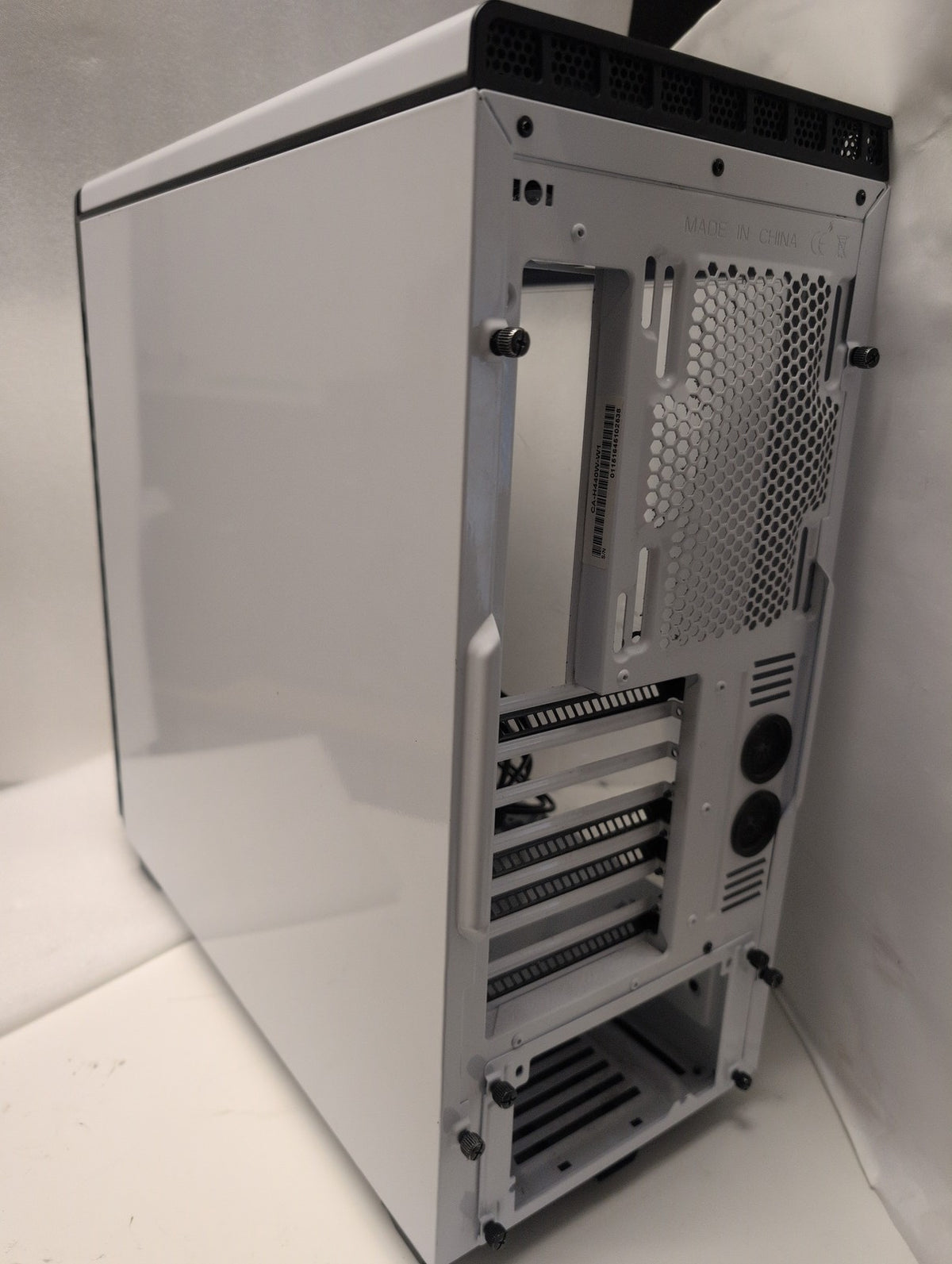 🎸 NZXT H440 CA-H440W-W1 White/Black Mid-Tower ATX Gaming Case Tempered Glass
