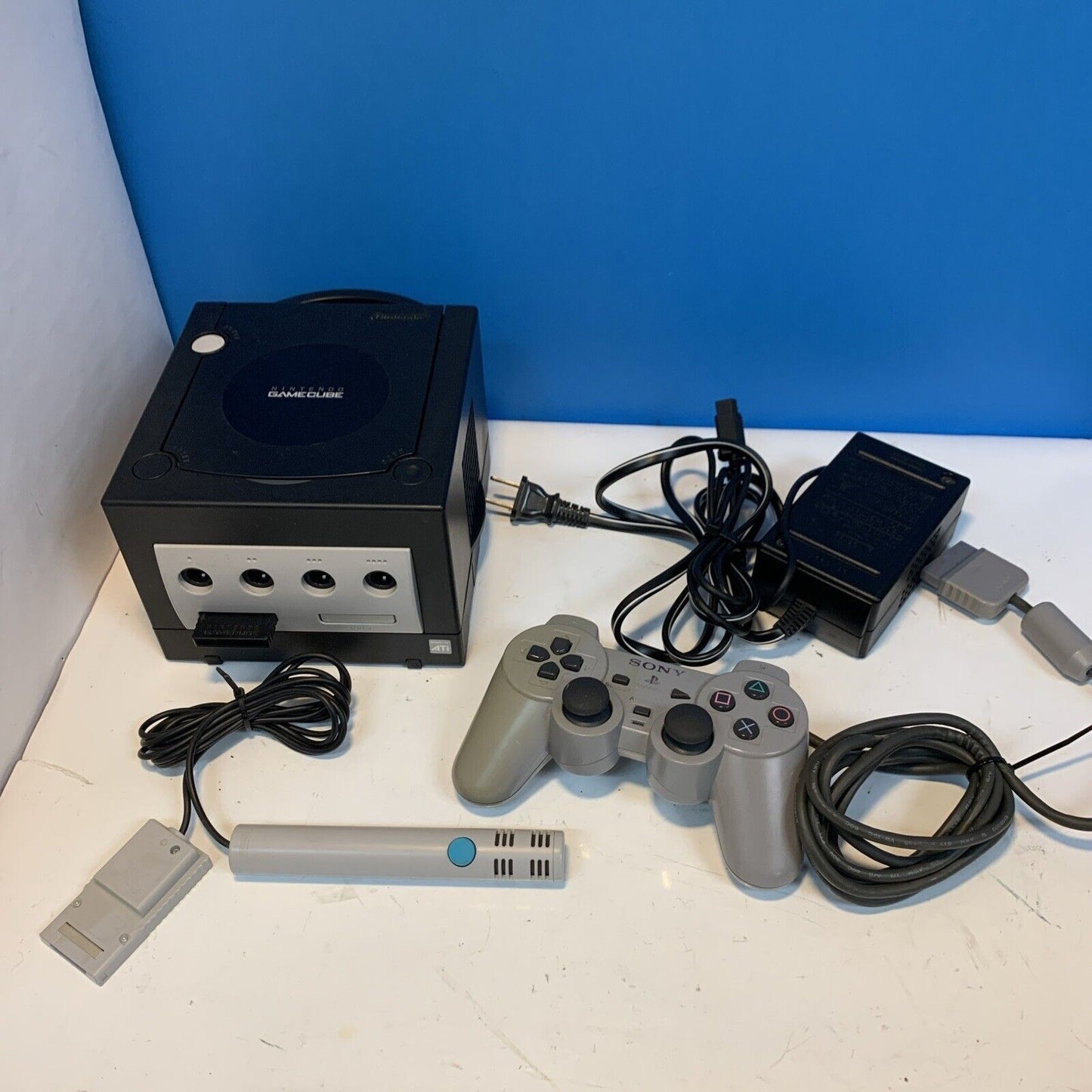 Nintendo DOL-101 GameCube Console - Black With Game