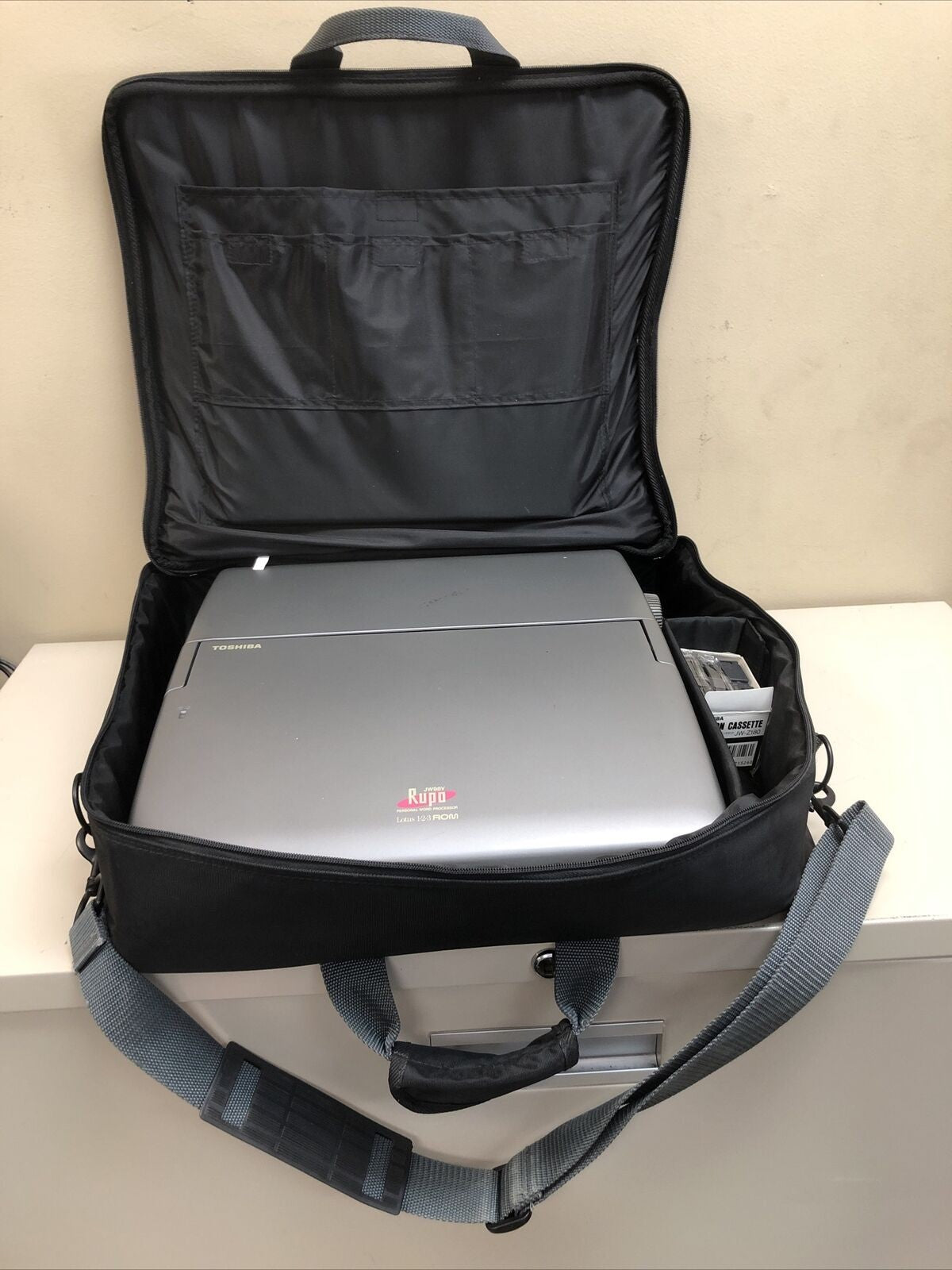 $ Toshiba word processor JW89V AS-IS /w bag & ribbon