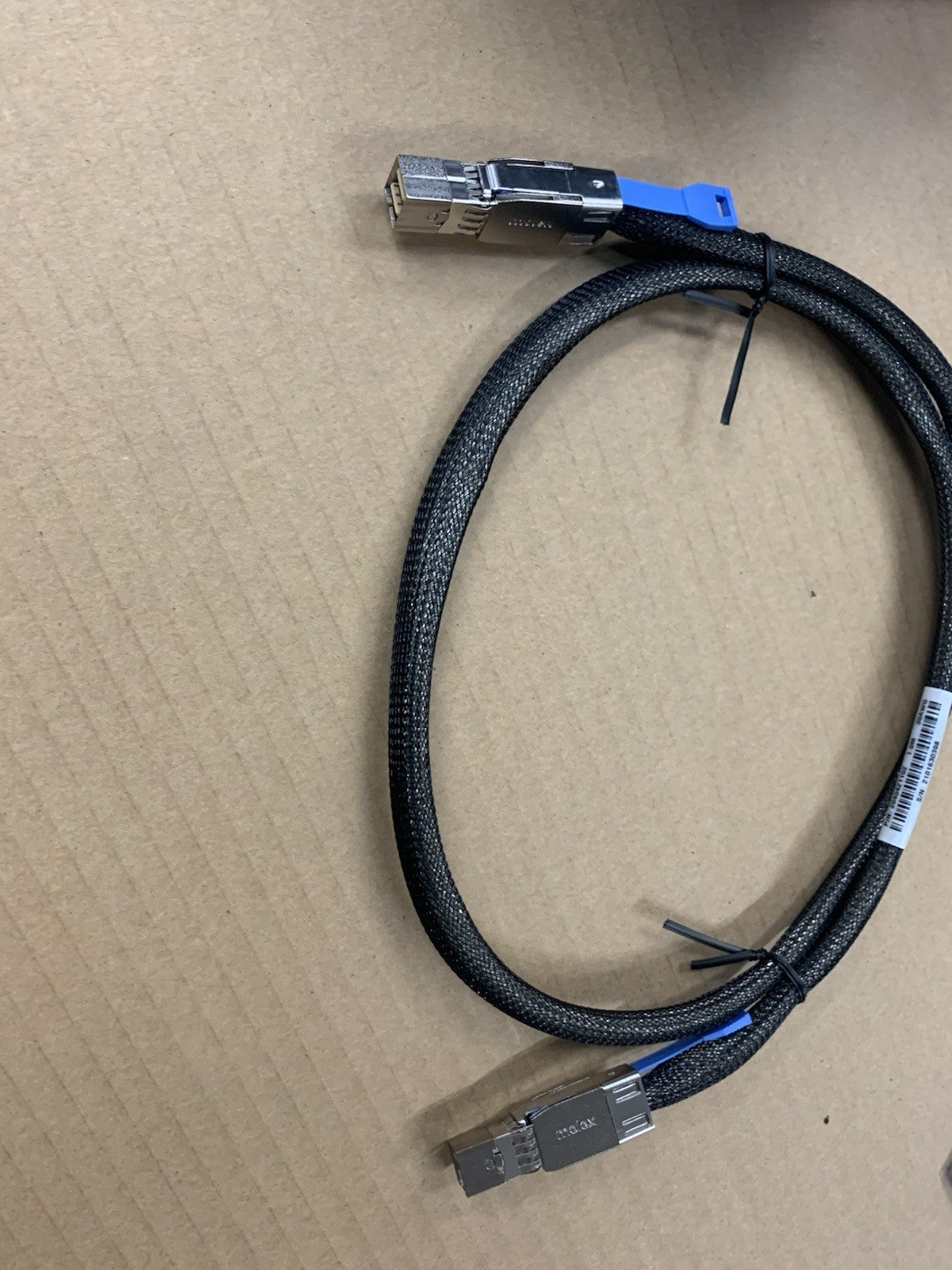 ✅ Mini-SAS HD (SFF-8644) ↔ Mini-SAS HD (SFF-8644) External Cable