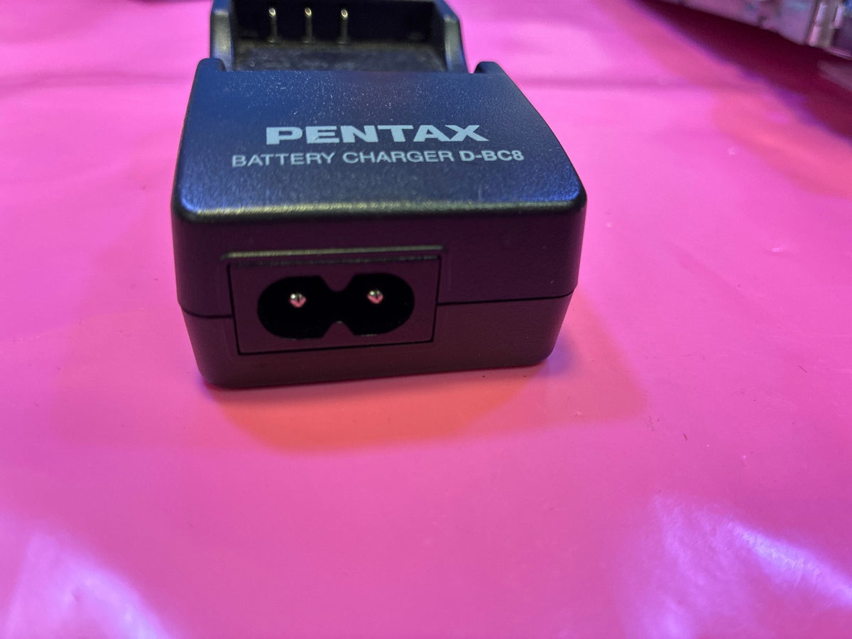 🔥 Pentax D-BC8 Battery Charger for Pentax Camera Batteries - Black
