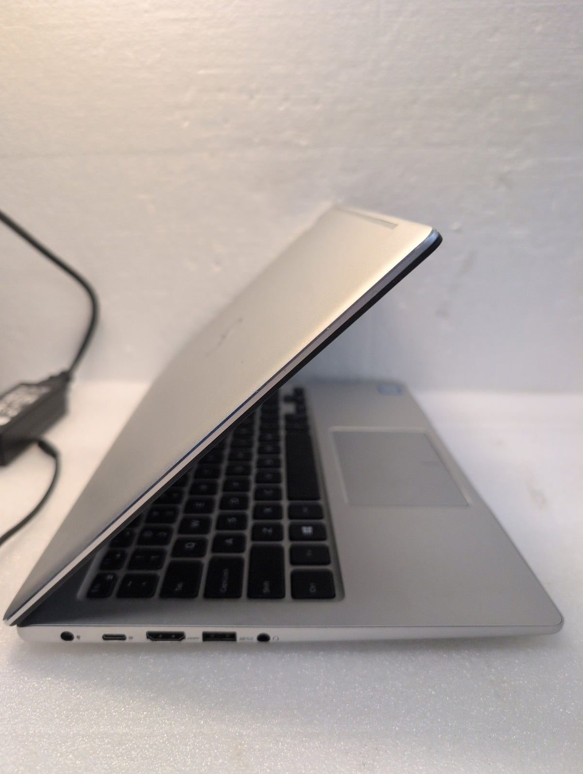 🎸 Dell Inspiron 13 7370 13.3" Touch Screen Laptop i5-8250U/8GB /256GB SSD/Win11