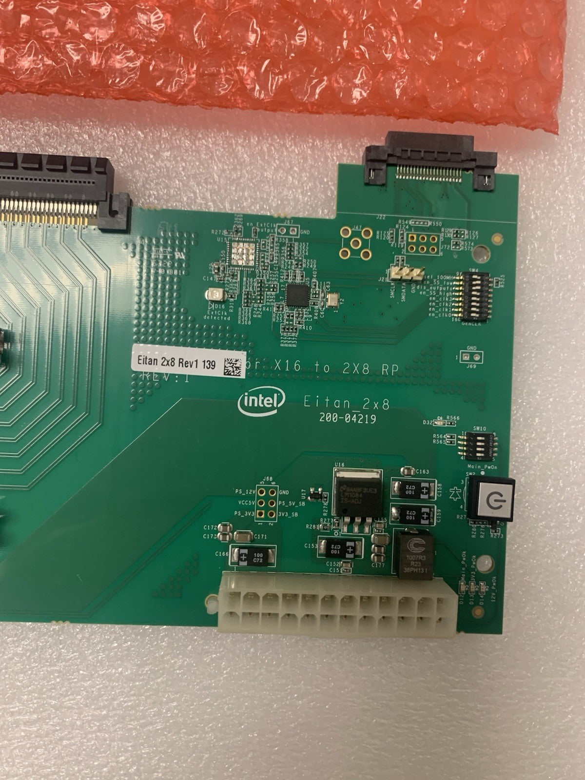 🔥 Intel Eitan 2x8 PCIe Riser x16 to 2x8 RP Board